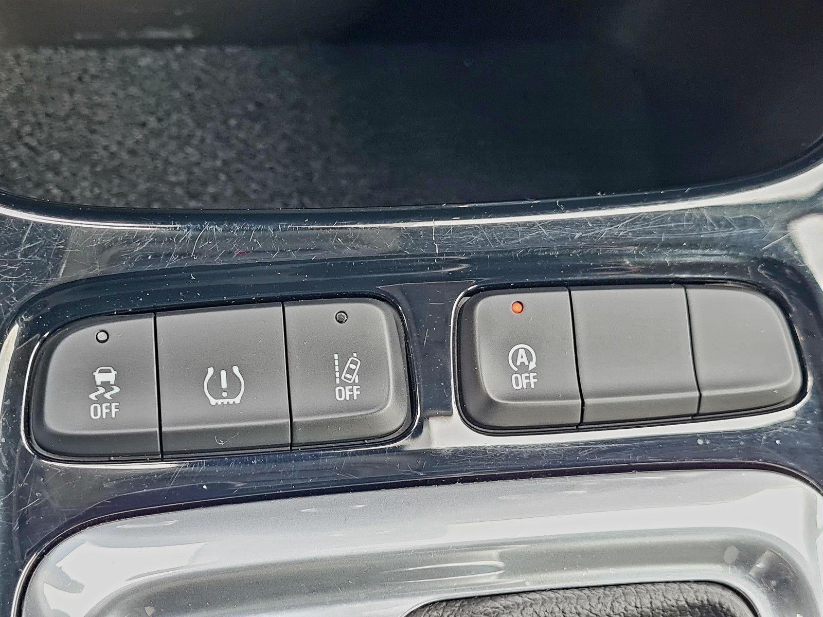 Opel Crossland Innovation - Samsaru's Car Outlet