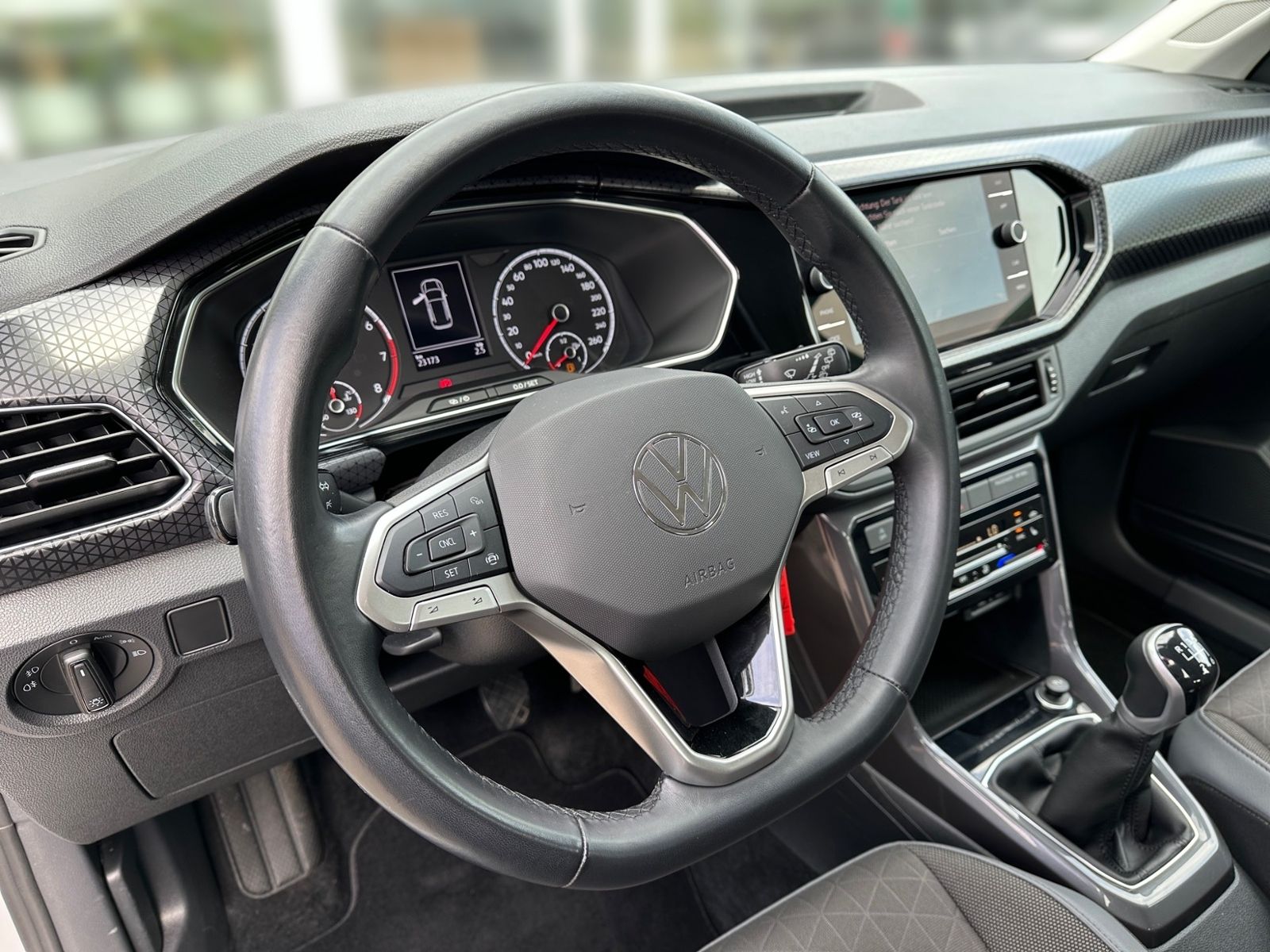 Volkswagen T-Cross 1.0 TSI STYLE - Samsaru's Car Outlet