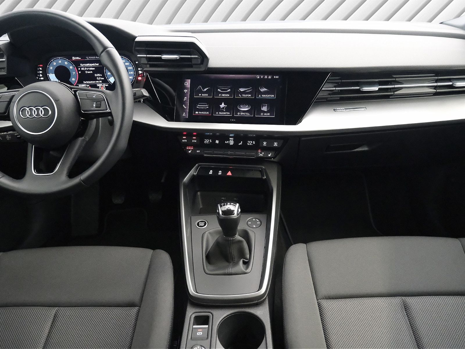 Audi A3 Sportback 30 TFSI basis - Samsaru's Car Outlet