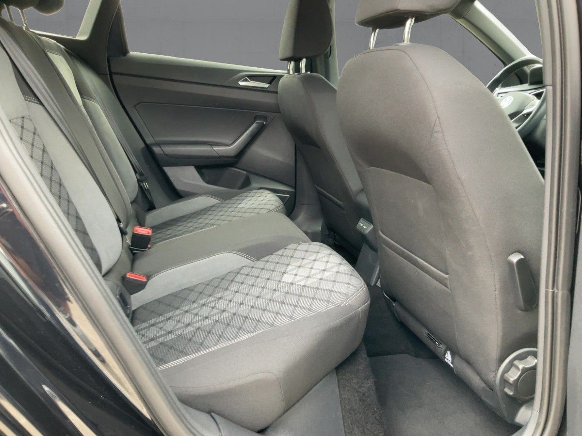 Volkswagen Taigo 1.5 TSI DSG R-LINE - Samsaru's Car Outlet