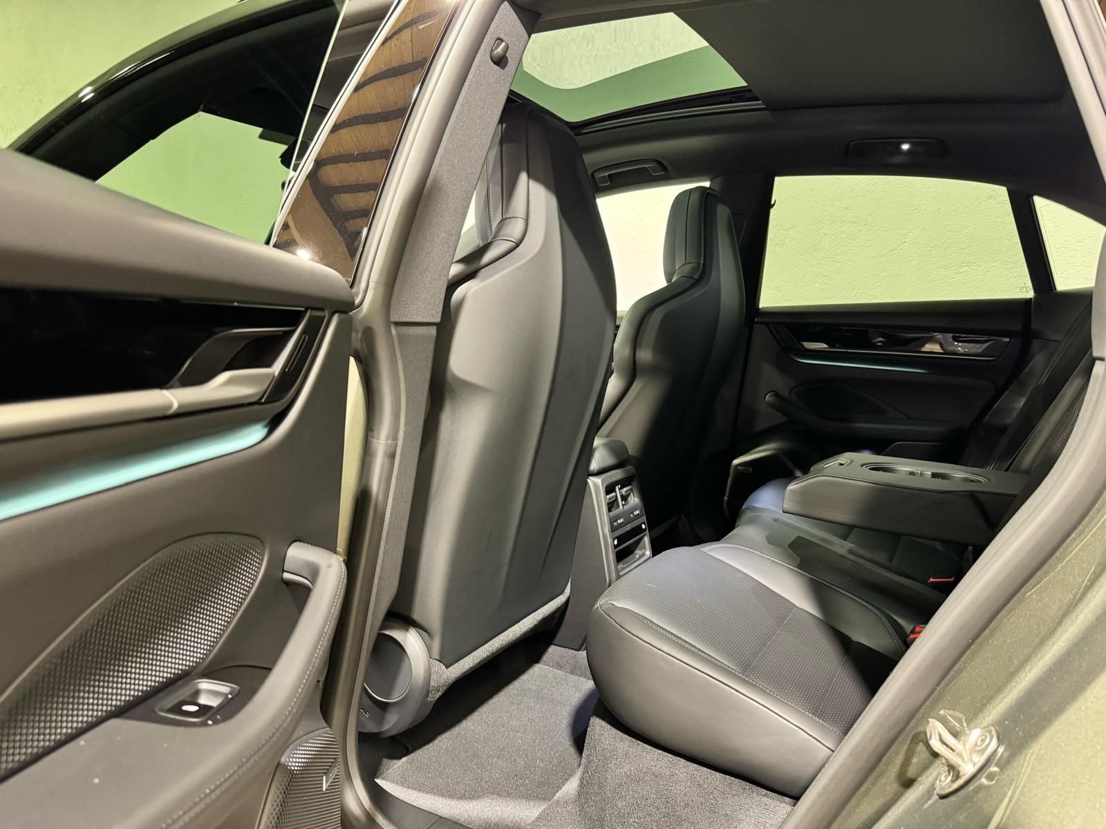 Porsche Macan Electric - Samsaru's Car Outlet