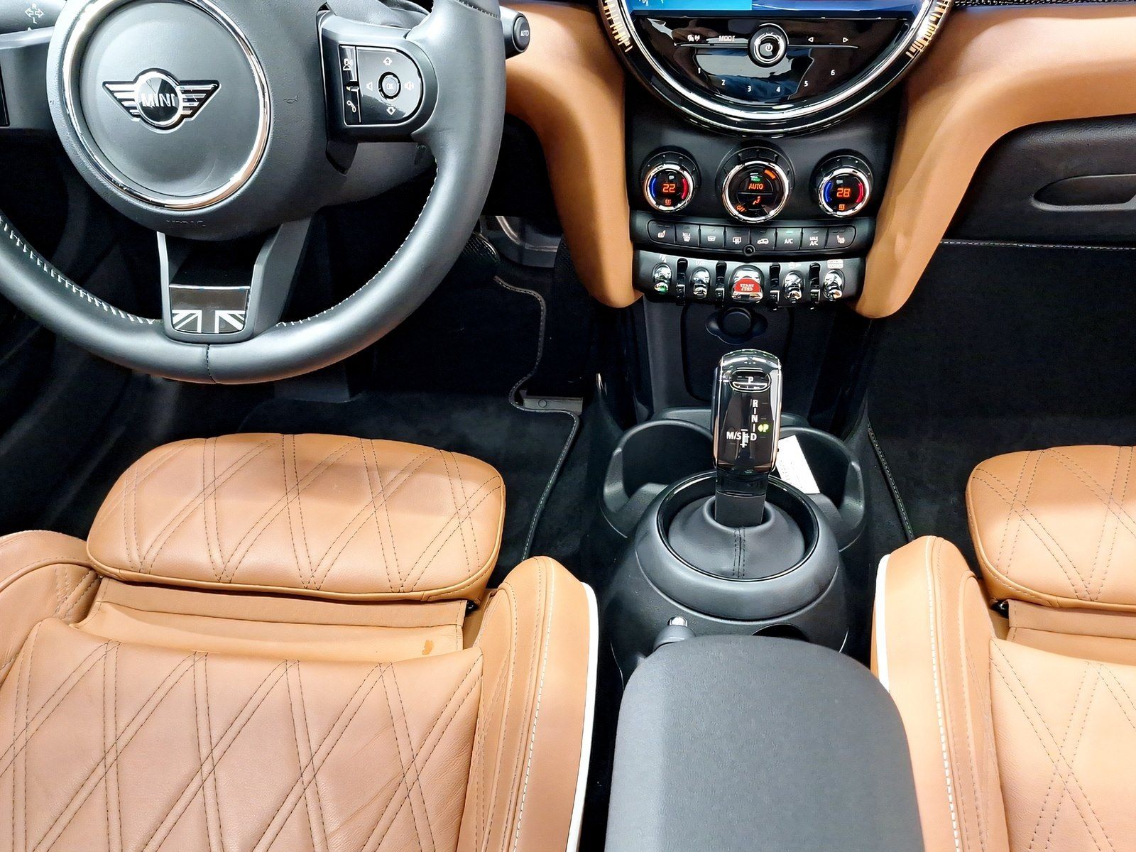 MINI Cooper S - Samsaru's Car Outlet