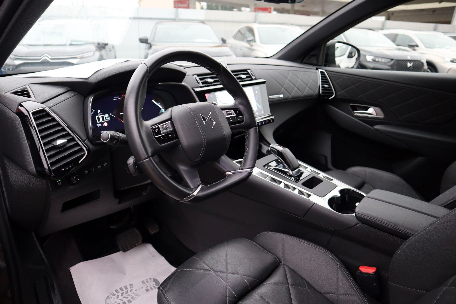 DS Automobiles DS7*Voll-Leder*Panodach*AHK*SH*el.Hkl