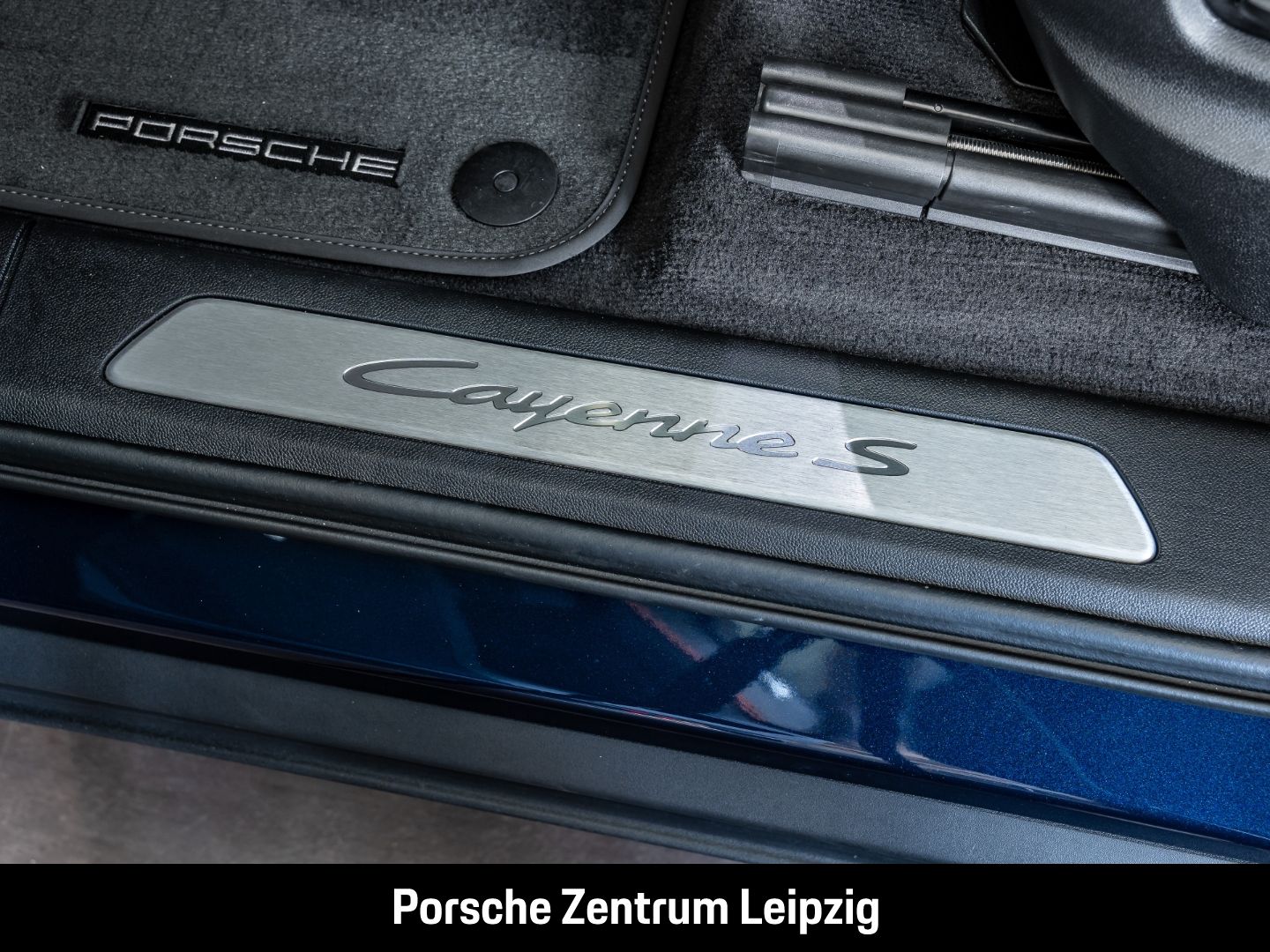 Porsche Cayenne S Massage Sportabgas InnoDrive Standheiz