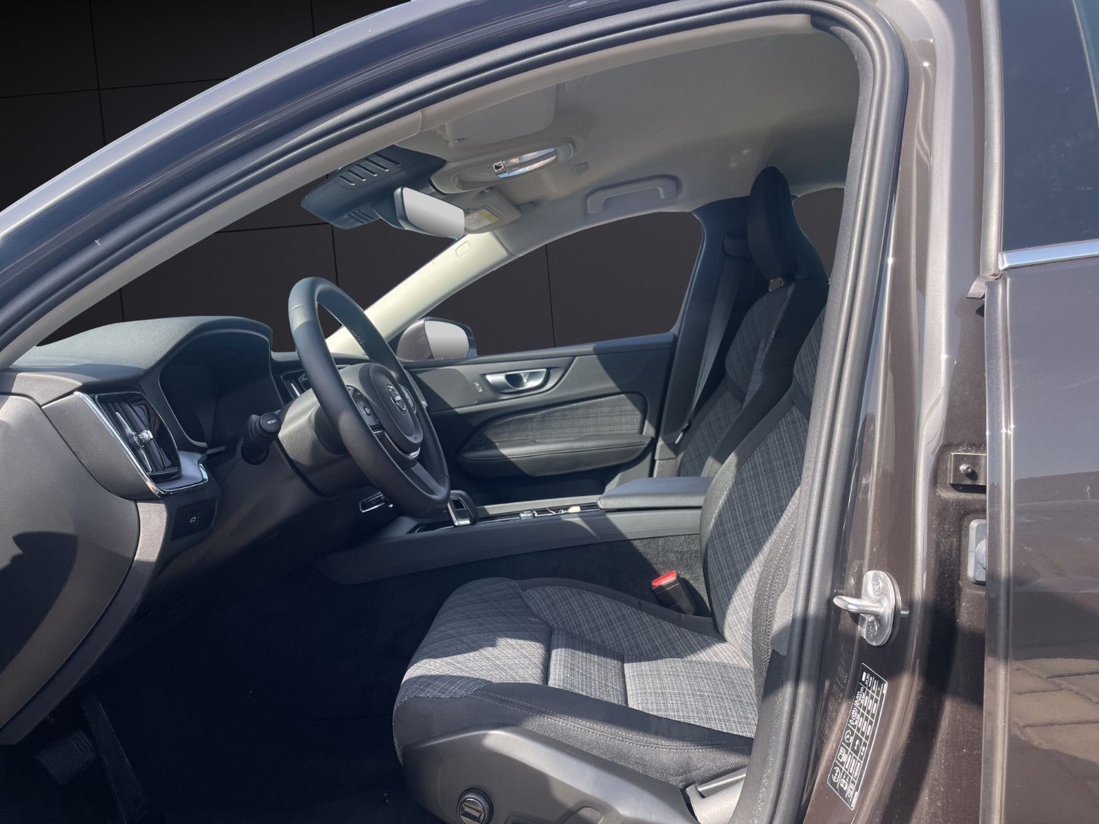 Volvo S60 Lim. Plus Dark LED*CAM*Navi*Shzg