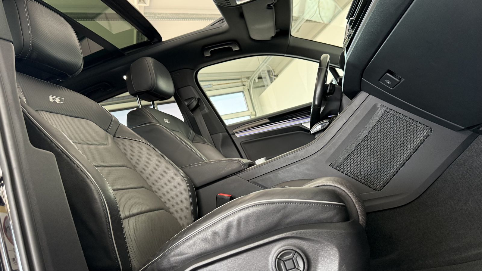 Volkswagen Touareg R-Line 4M |PANO |LUFT |HUD |MATRIX |AHK