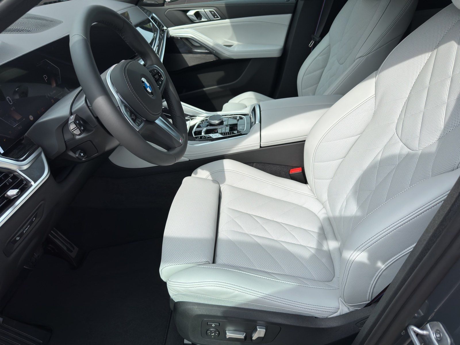 BMW X6 xDrive30d M Sportpaket Pro - UPE 116.940,00 €