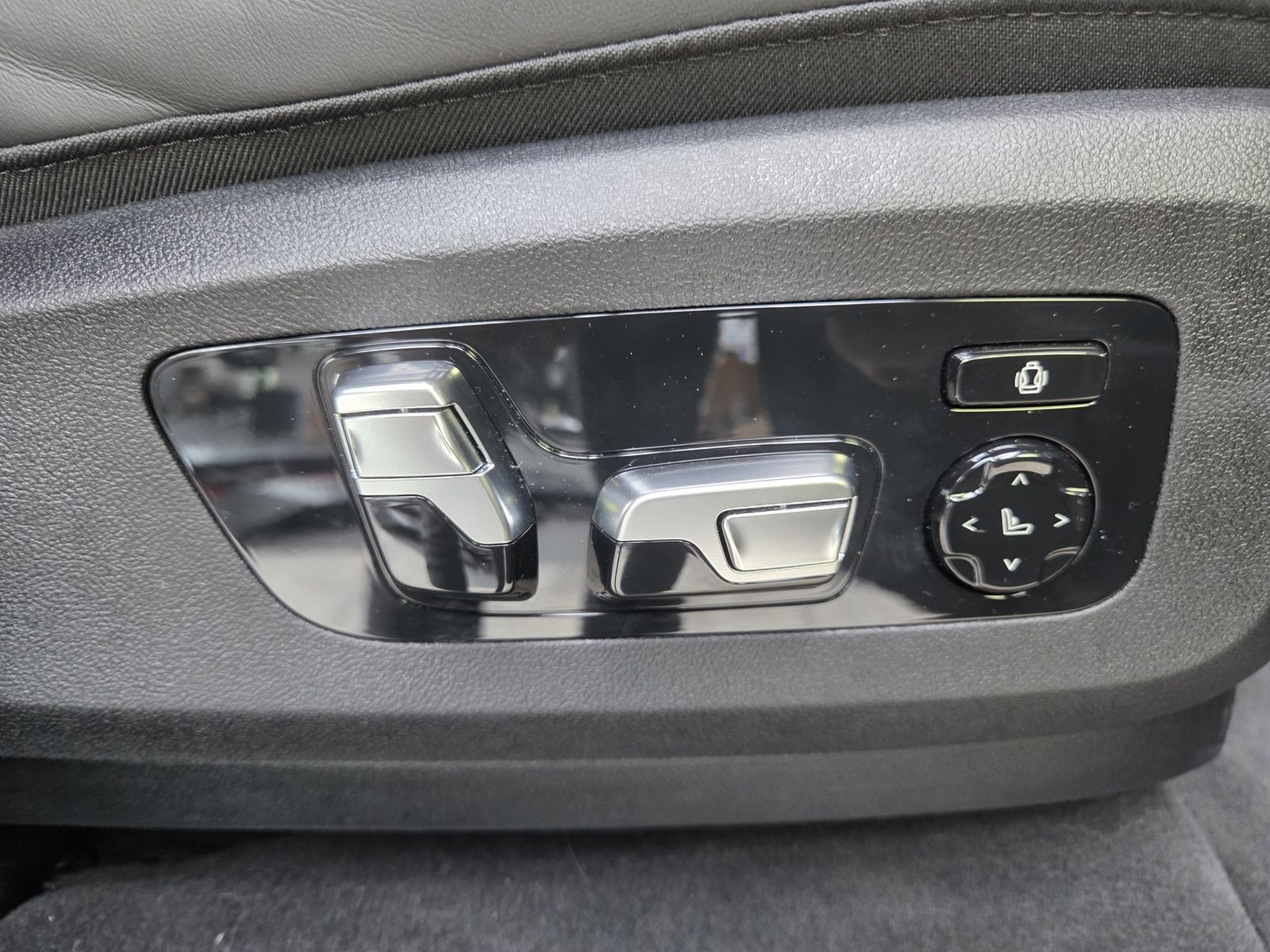 BMW X5 xDr40d M Sport Pro 7Seats Luftfeder AHK ACC