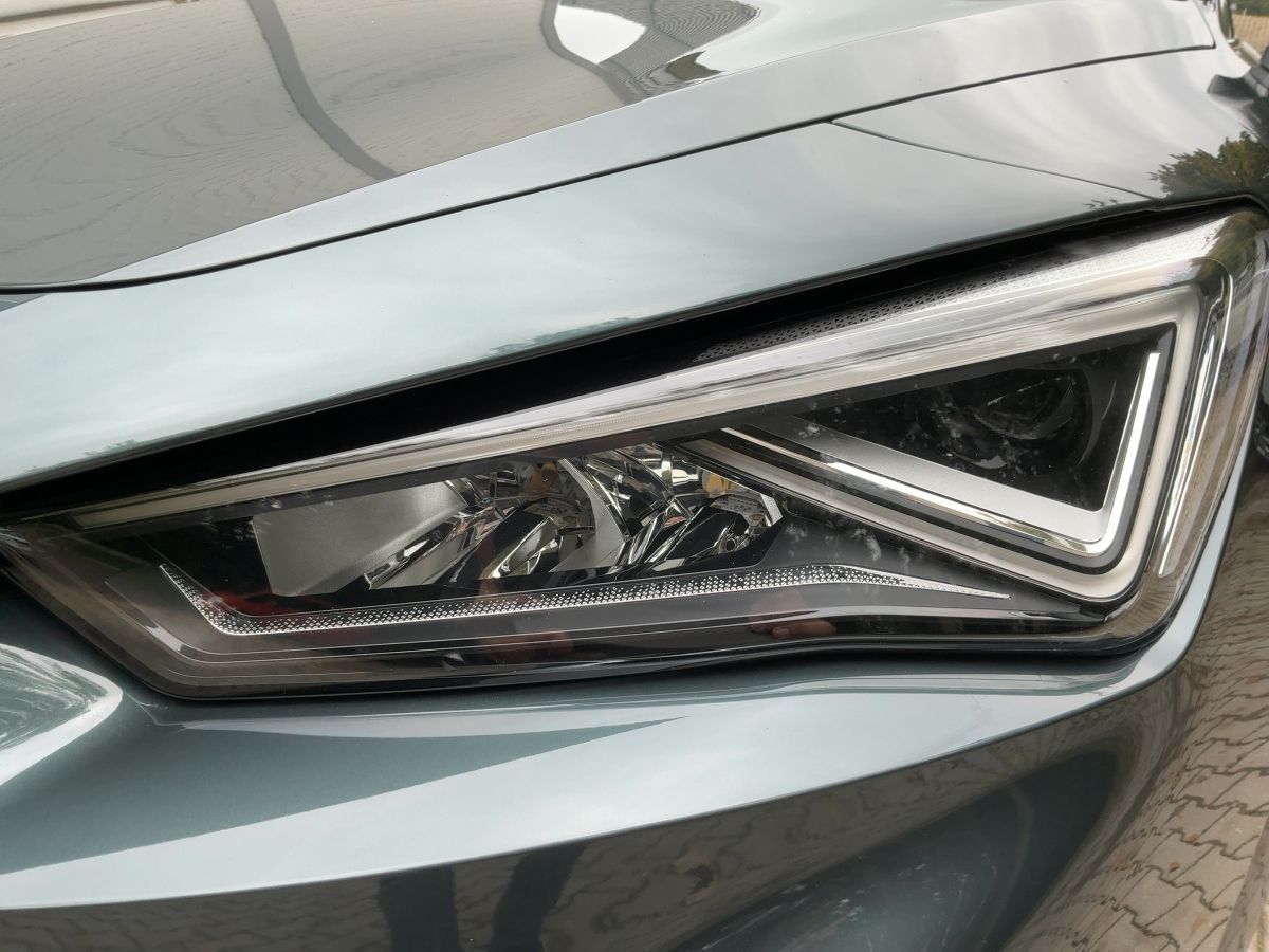 Cupra Formentor VZ 1.4 e-Hybrid DSG LED+NAVI+AHK+DCC