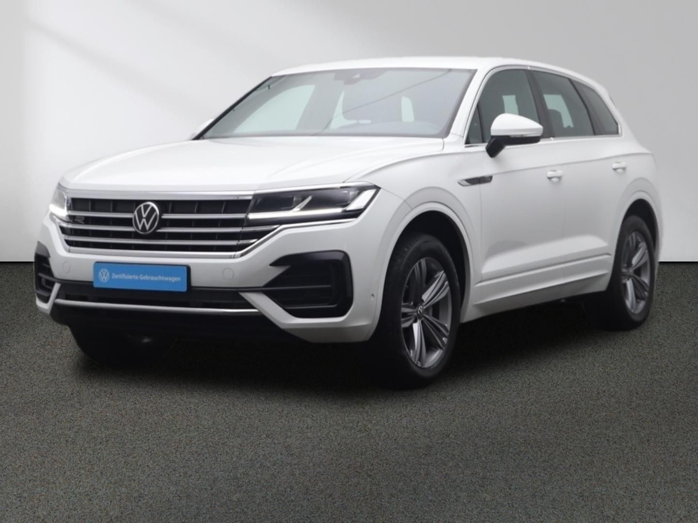 Volkswagen Touareg R-Line 3.0TDI V6 4Motion - Samsaru's Car Outlet