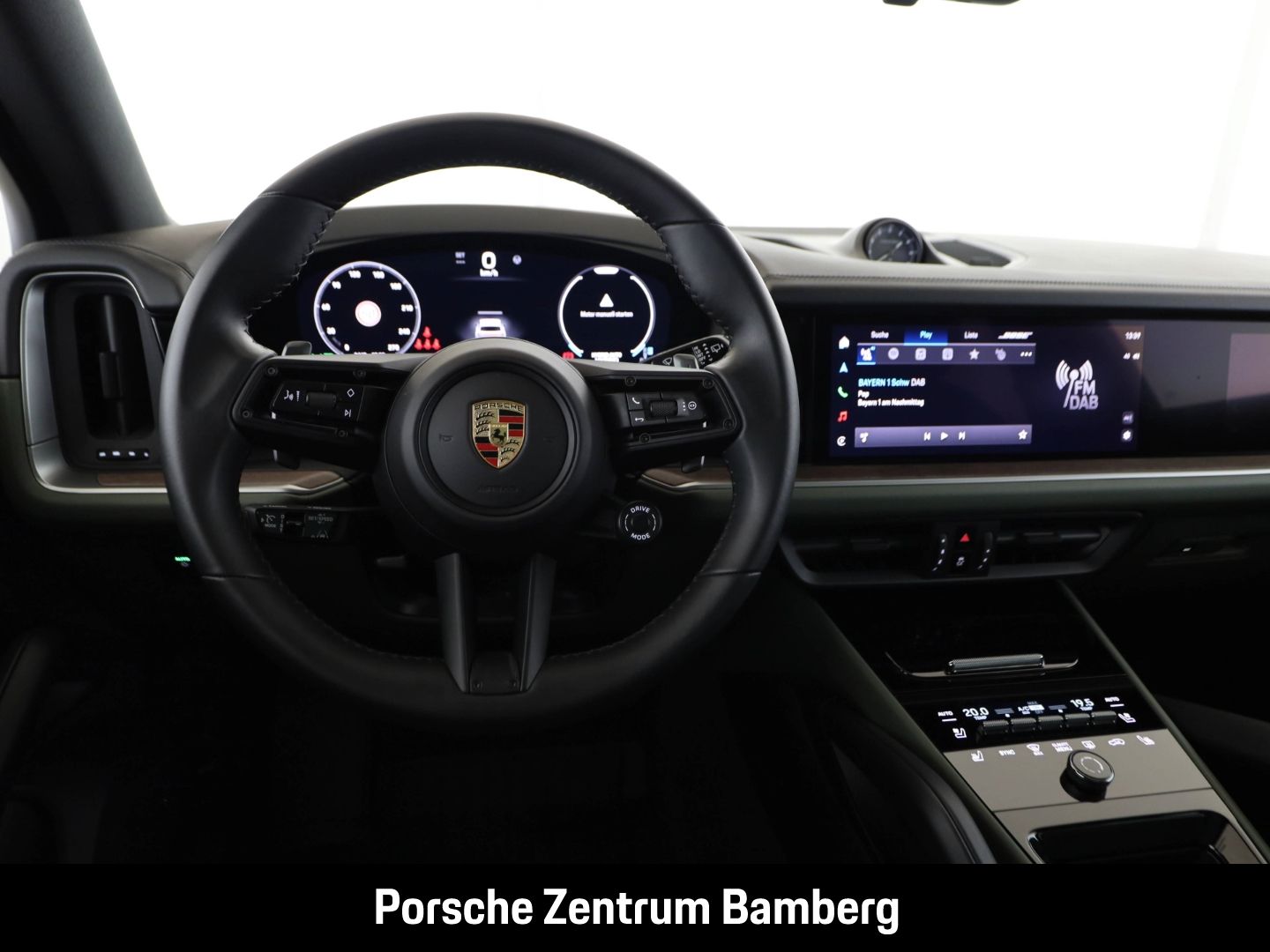 Porsche Cayenne E-Hybrid/ PDCC/ InnoDrive/ HUD/ Massage
