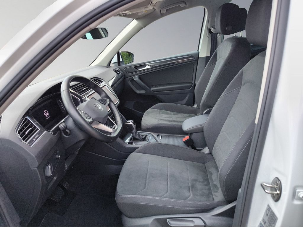 Volkswagen Tiguan Elegance 4Motion - Samsaru's Car Outlet