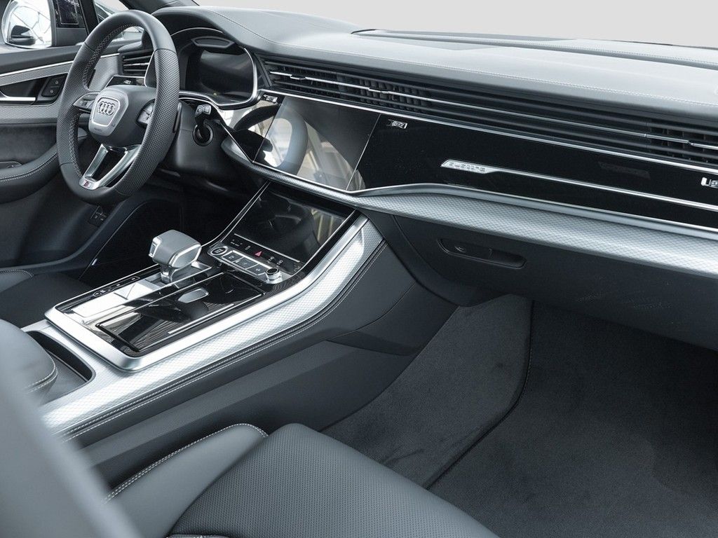 Audi Q7 60 TFSIe quattro S line