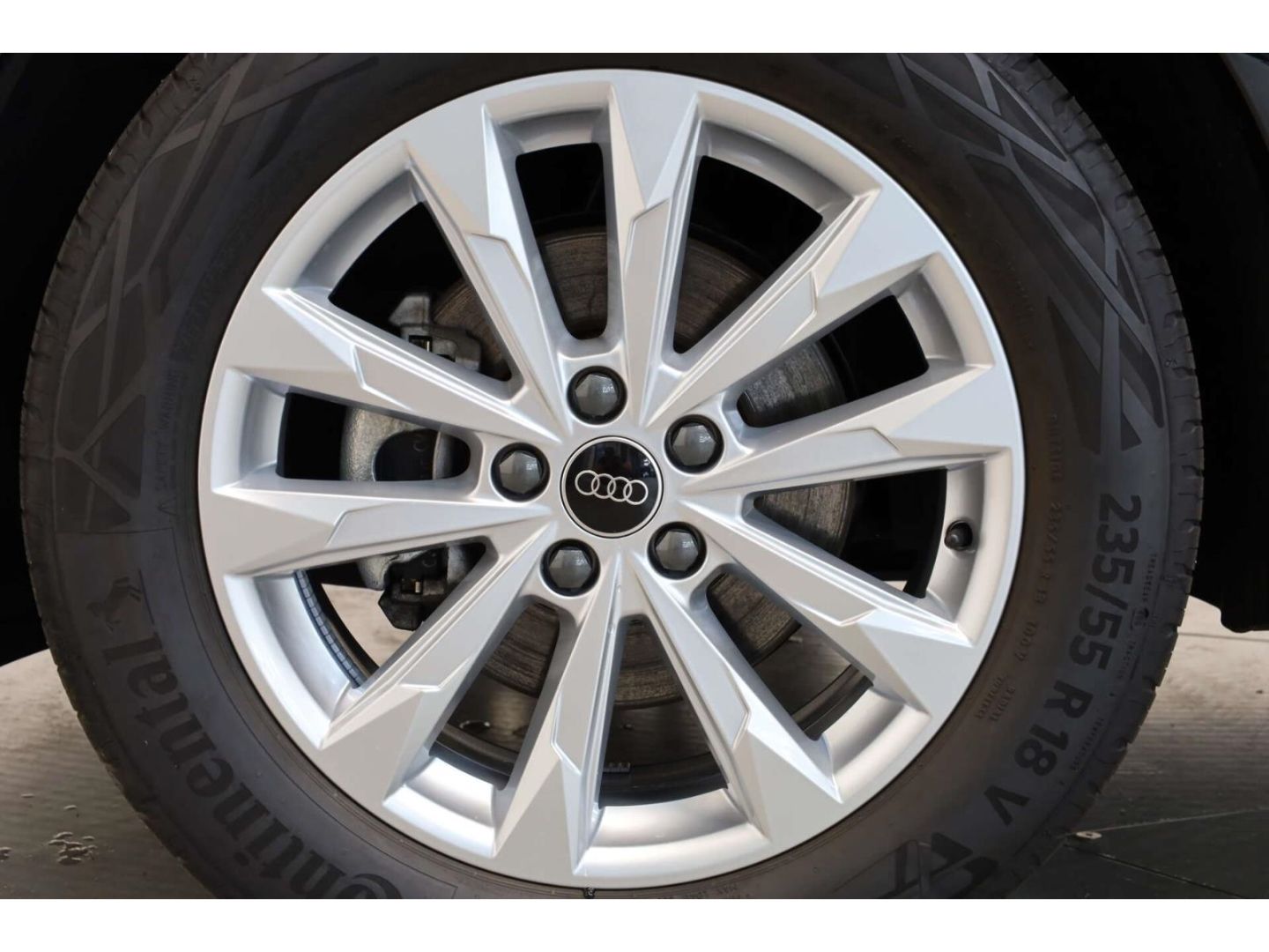 Audi Q3 35 TDI quattro S line S-Tronic - Samsaru's Car Outlet