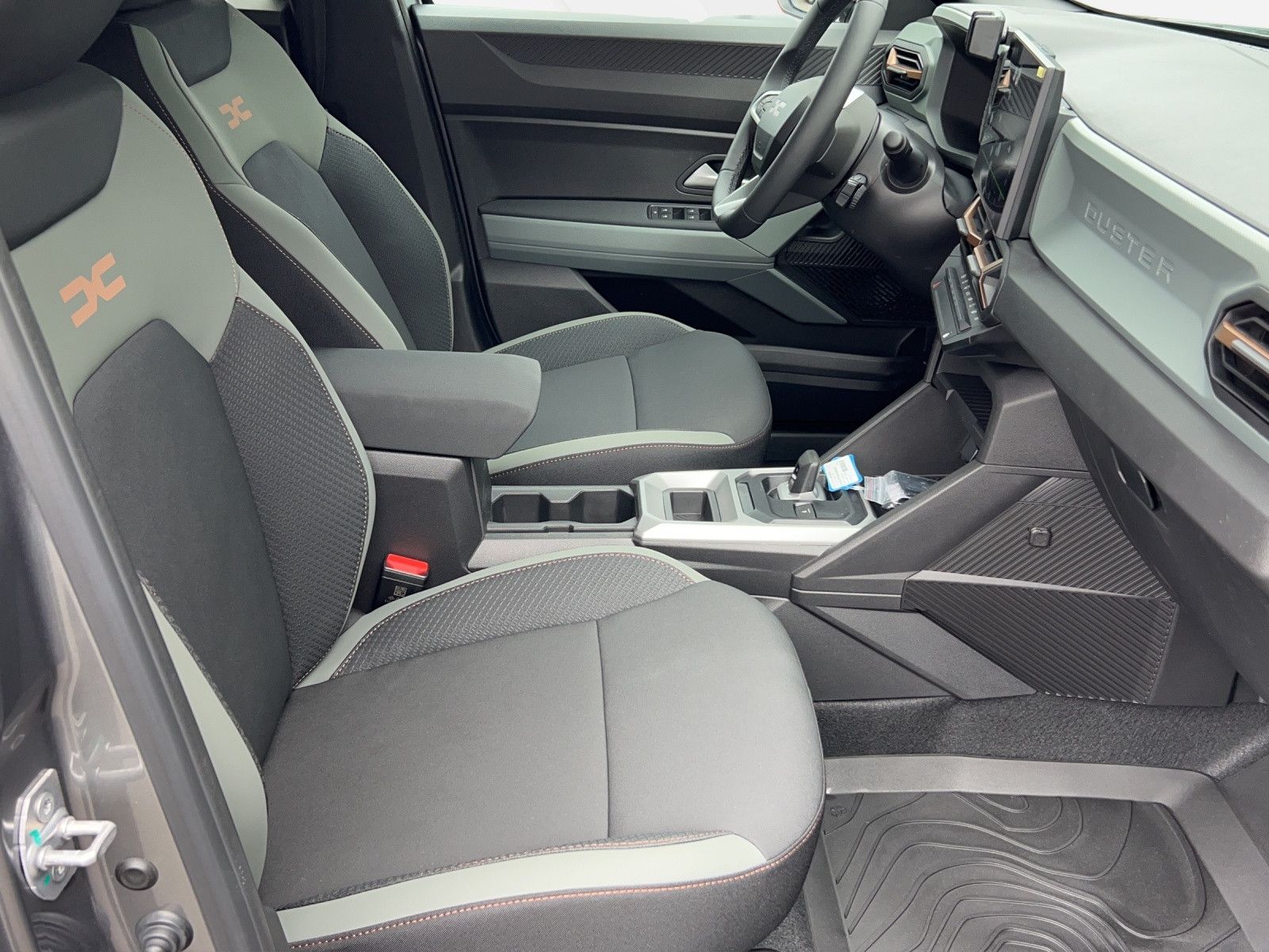 Dacia Duster III Hybrid 140 Extreme - Samsaru's Car Outlet