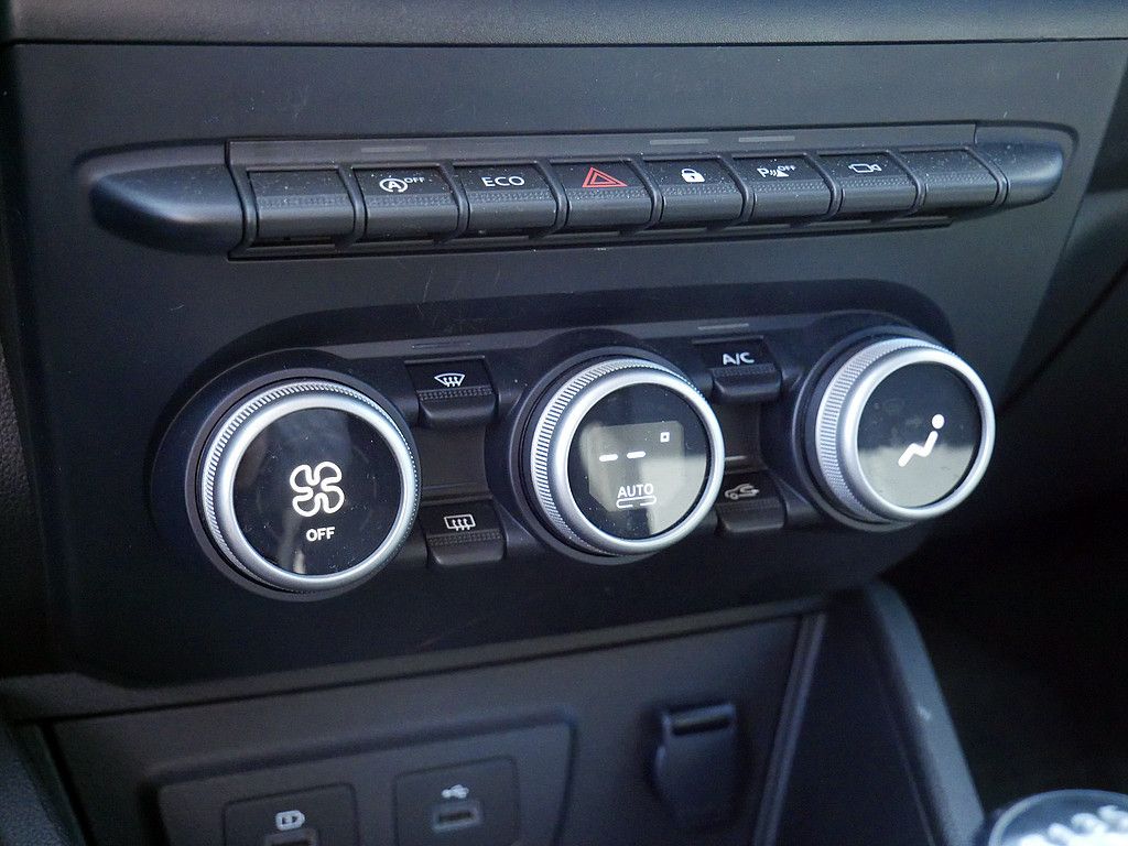 Dacia Duster Extreme TCe 130 2WD - Samsaru's Car Outlet