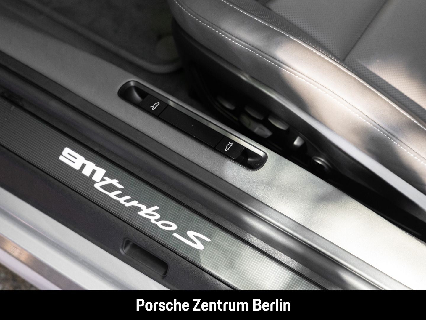 Porsche 992 911 Turbo S Liftsystem-VA Sitzbelüftung