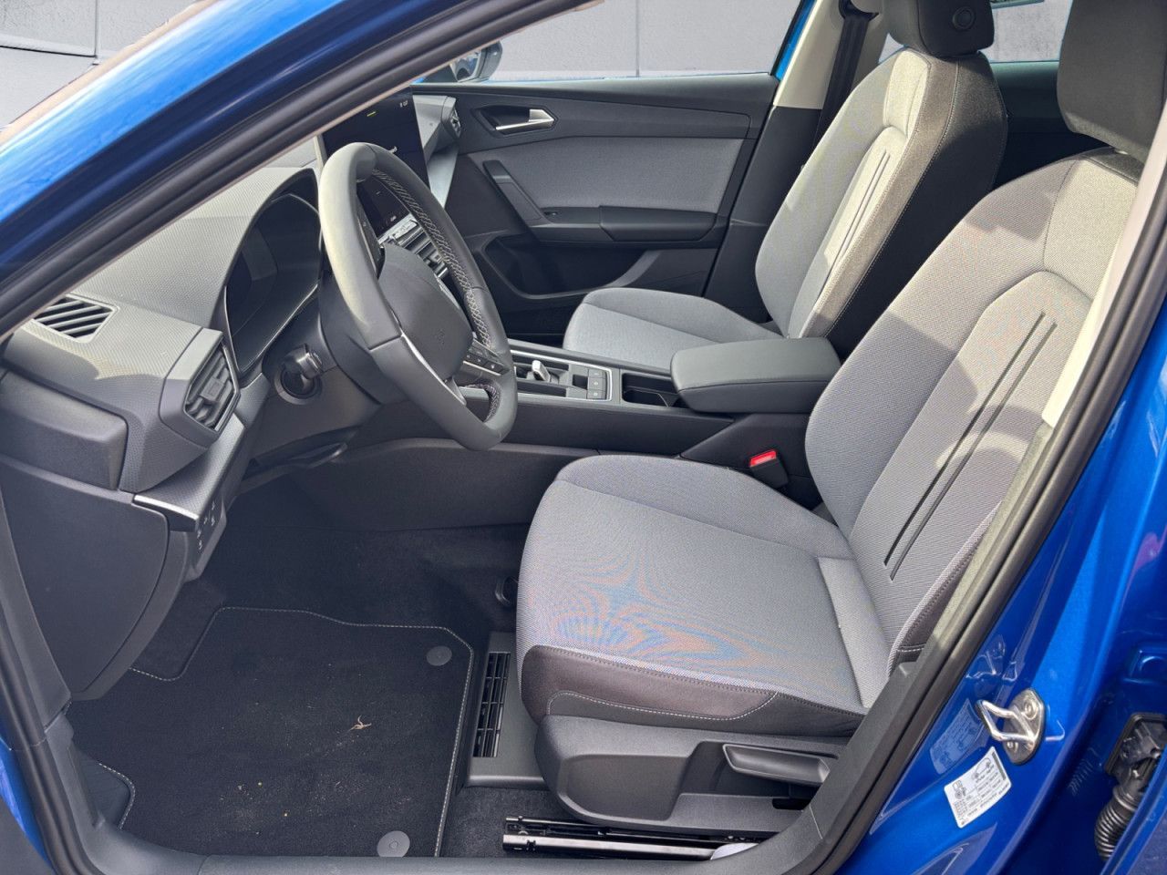 Seat Leon ST 1.5 eTSI DSG Road Edition AHK MATRIX