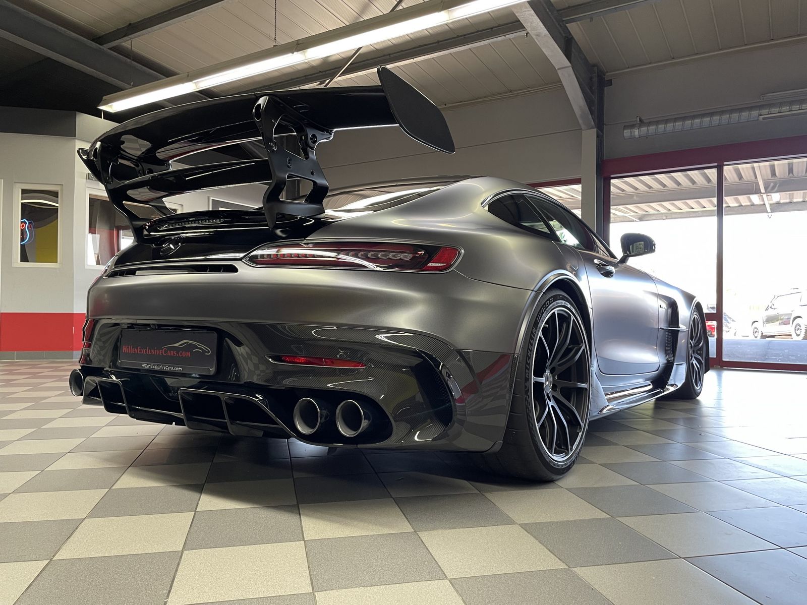 Mercedes-Benz AMG GT Black Series - Samsaru's Car Outlet