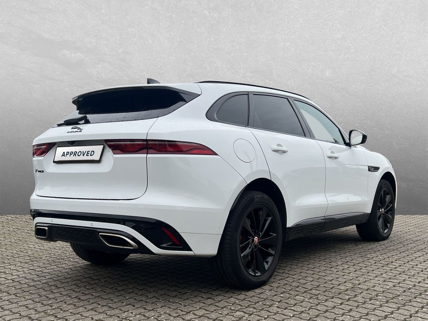 Jaguar F-Pace D300 R-Dynamic Black *PanoSD*