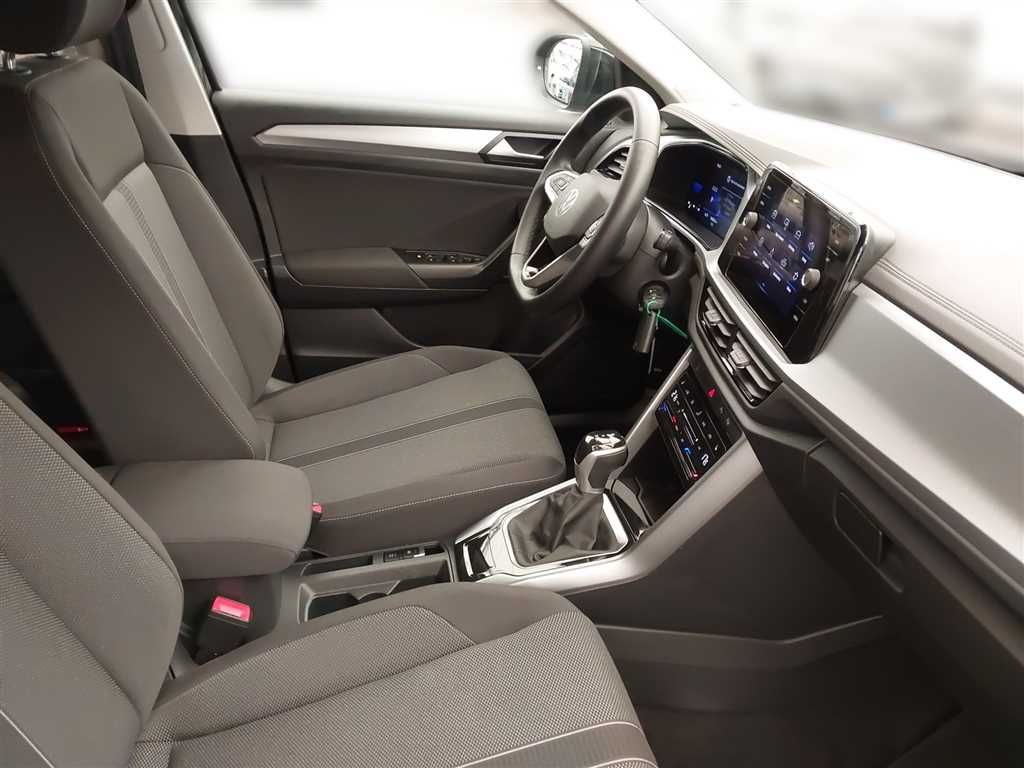Volkswagen T-Roc Life 1.5 TSI DSG - Samsaru's Car Outlet