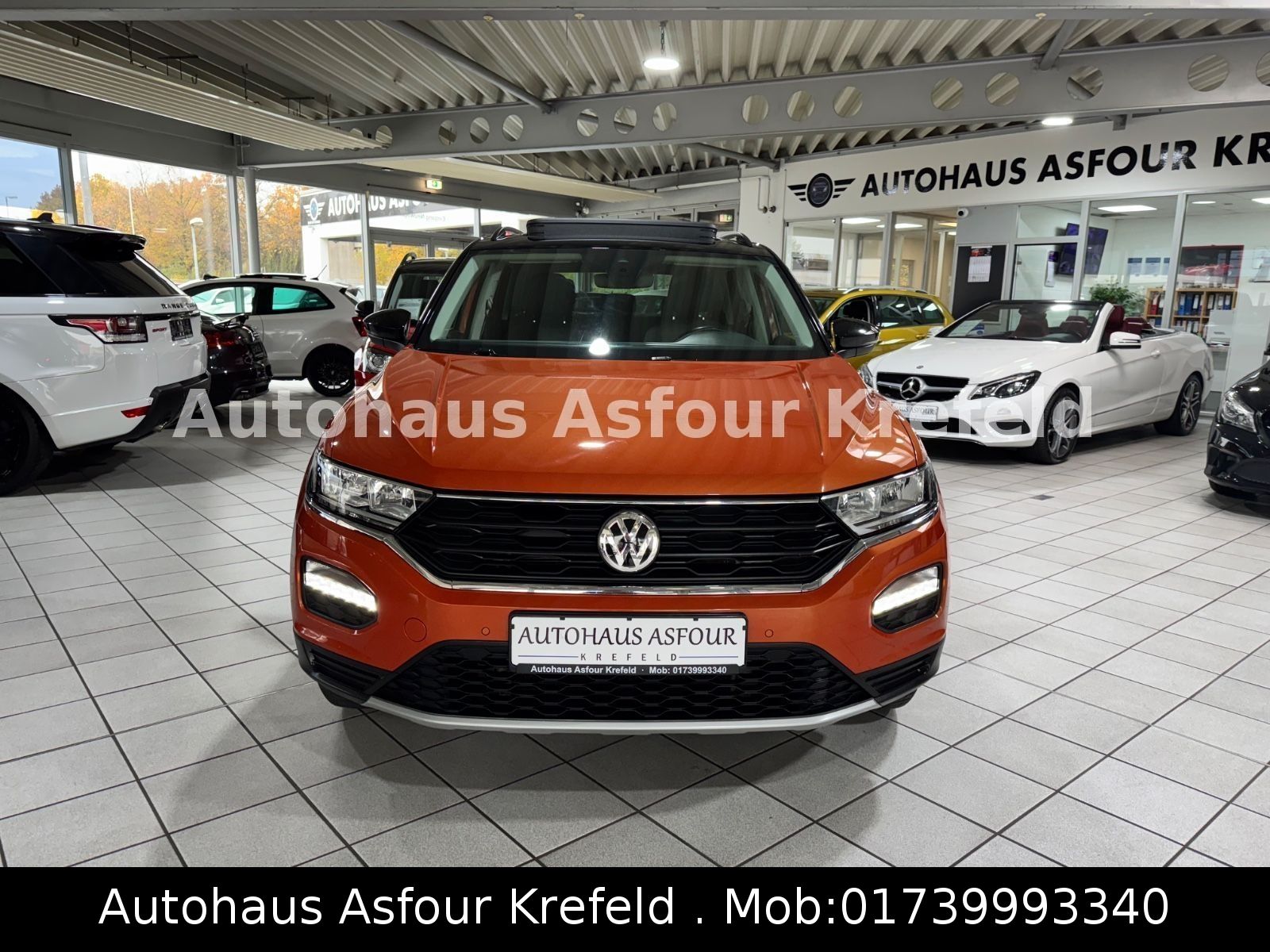 Volkswagen T-Roc United - Samsaru's Car Outlet