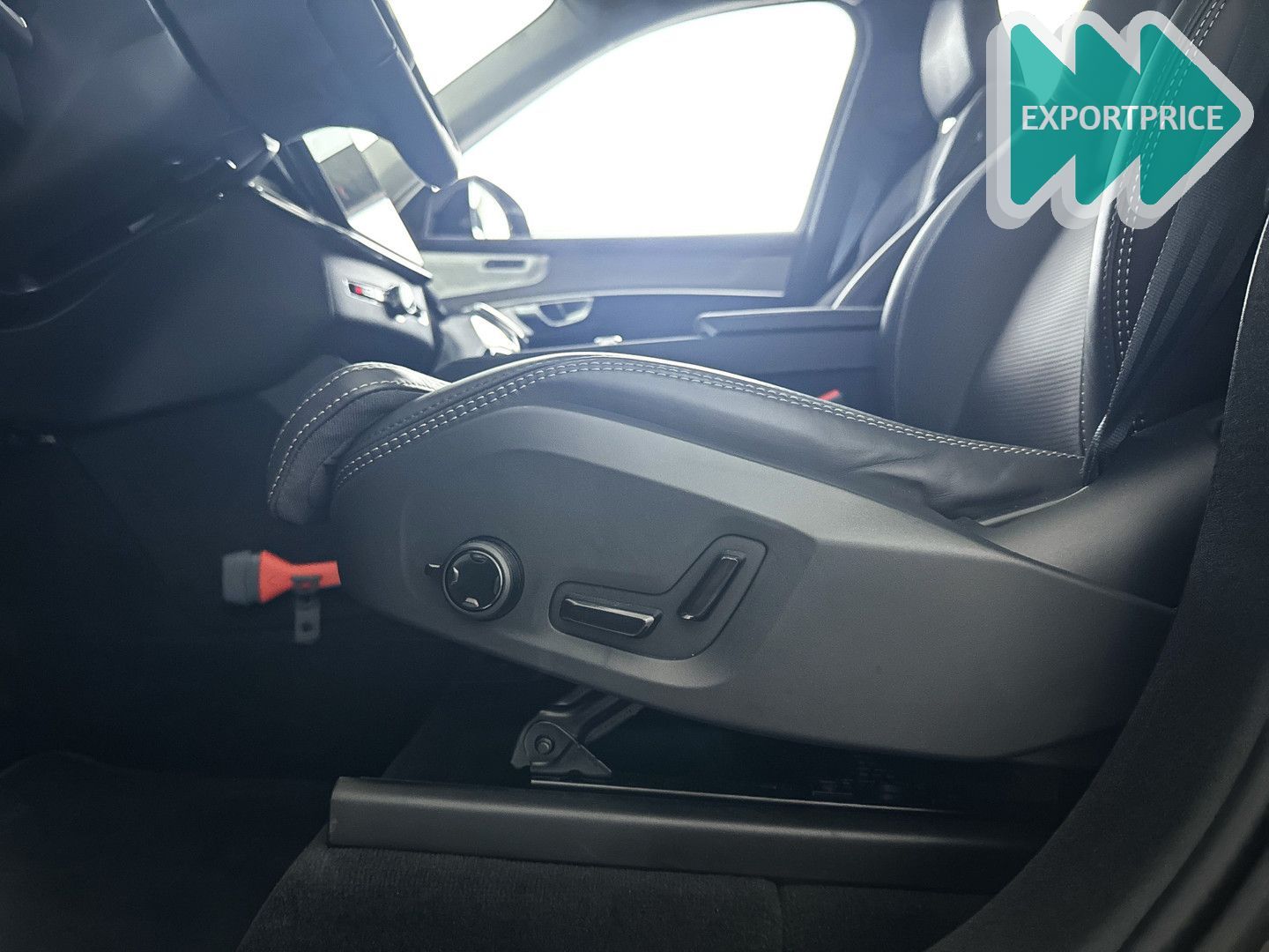 Volvo XC90 T8 Plug-in hybrid AWD Ultra Dark | panorama