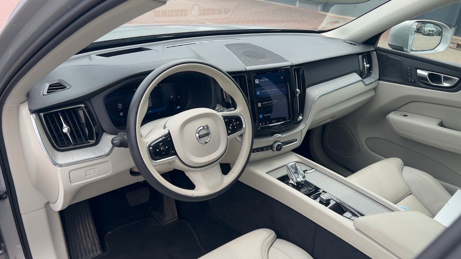 Volvo XC60 B5 D Ultimate Bright AWD*AHK*STHZG*Massage*