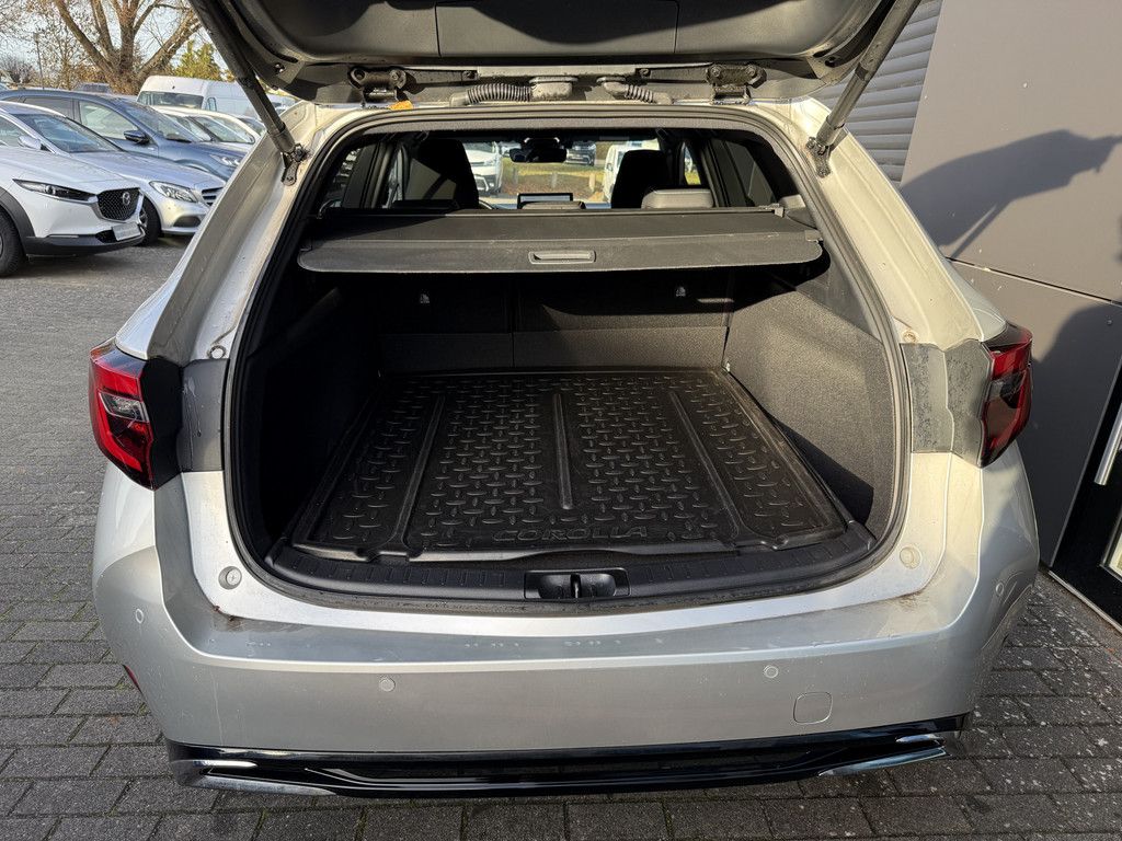 Toyota Corolla Touring Sports 1.8 Hybrid Team D