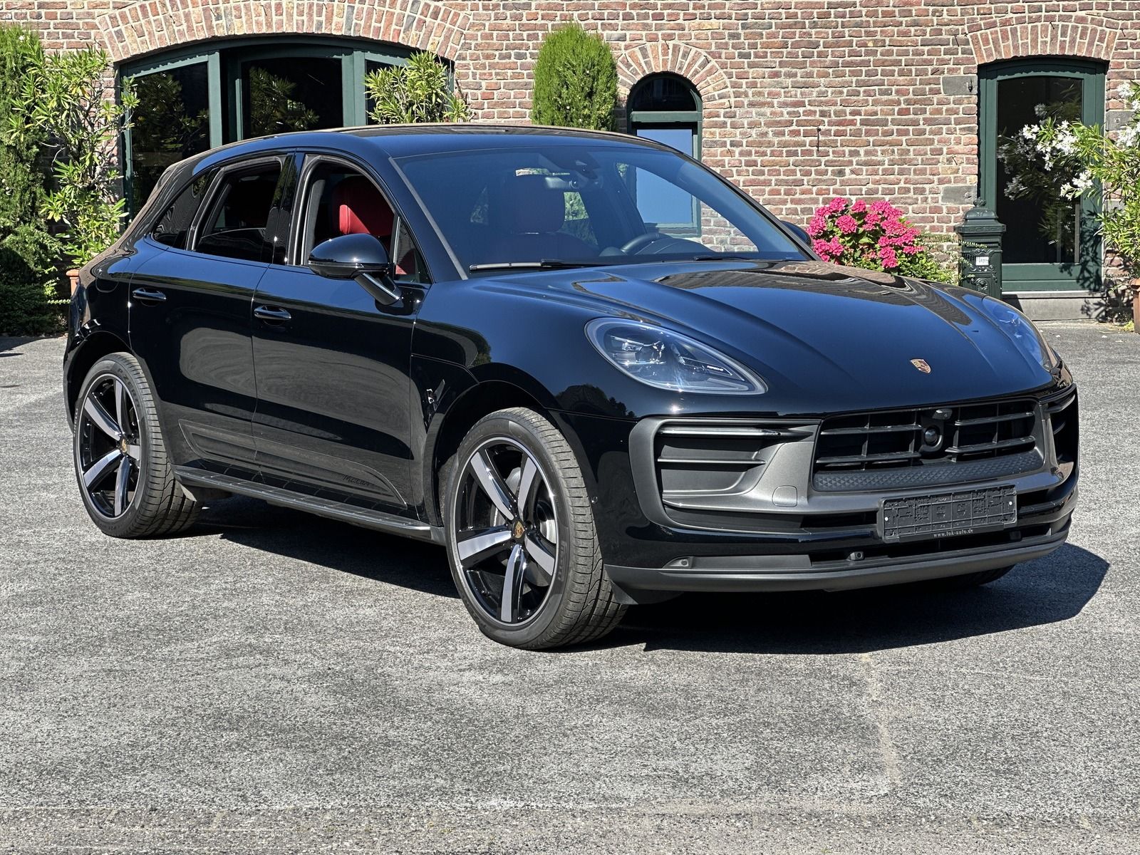 Porsche Macan T SPORTABGAS*21 EXCLUSIVE - Samsaru's Car Outlet