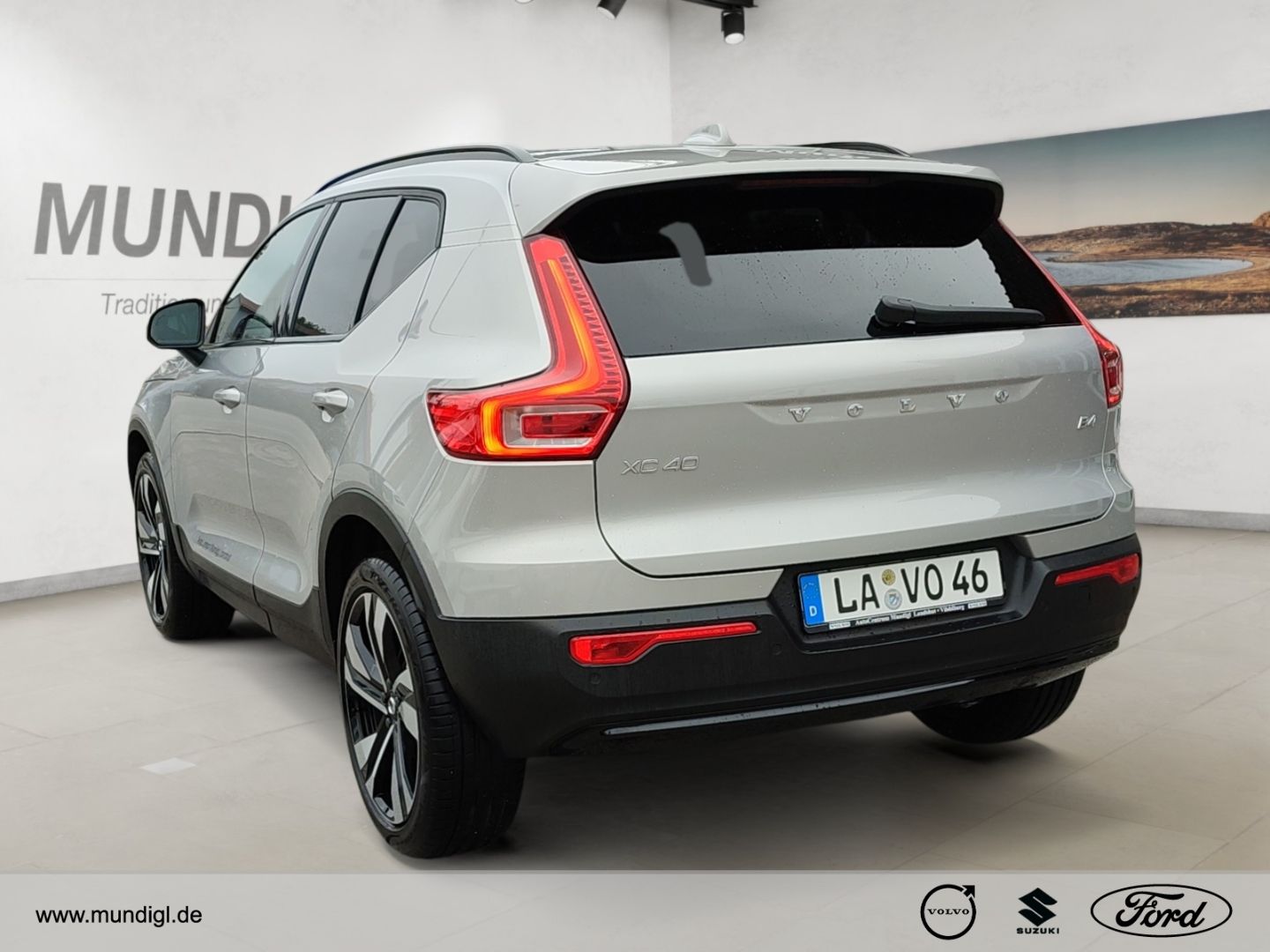 Volvo XC40 2WD EU6d Ultimate Dark B4 NAVI 360° RFK AHK