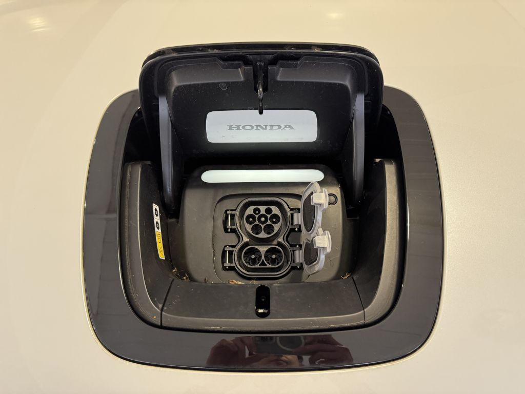 Honda e Advance-Paket