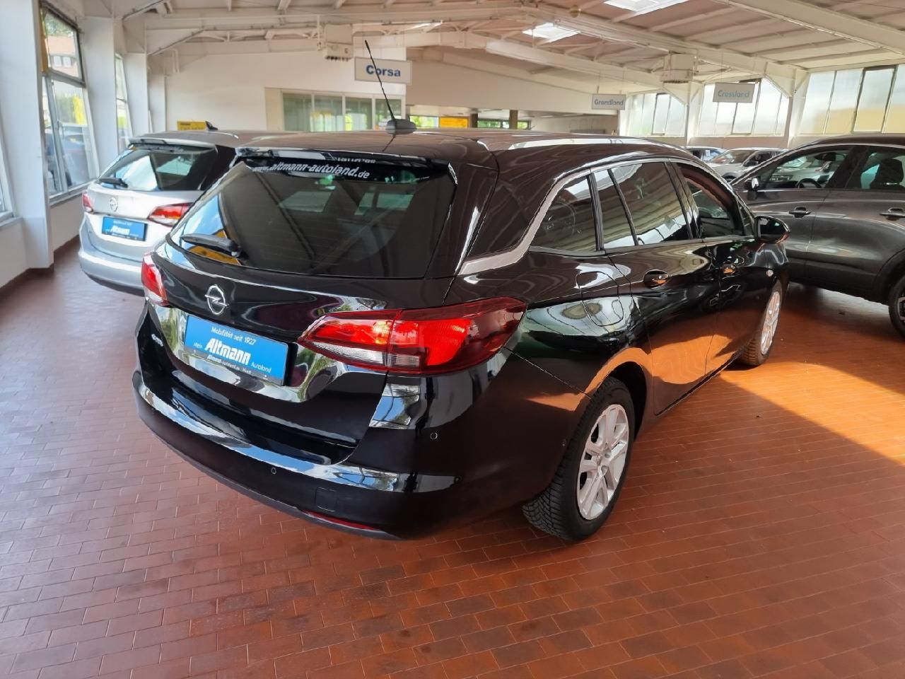 Opel Astra Elegance - Samsaru's Car Outlet