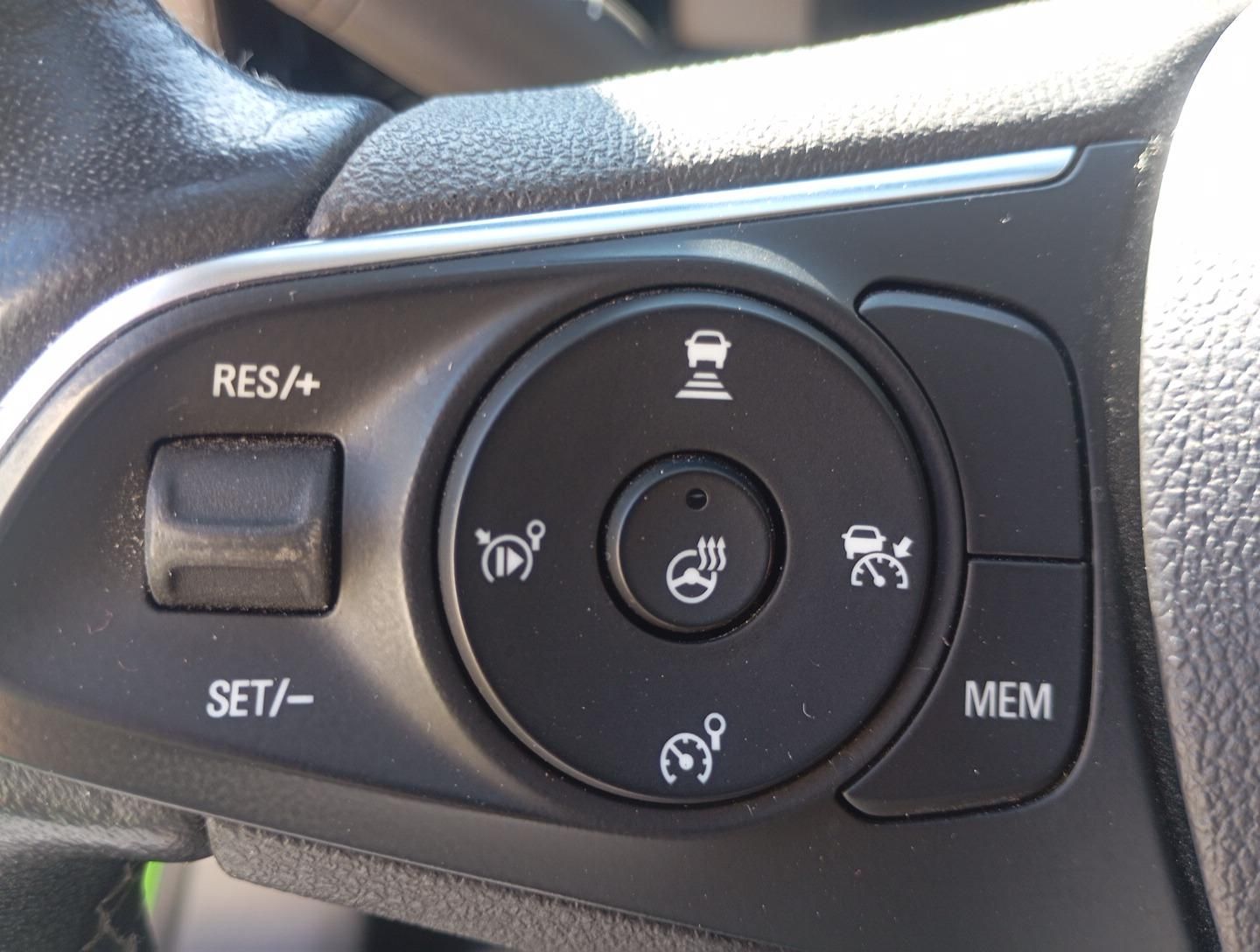 Opel Mokka e Edition - Samsaru's Car Outlet
