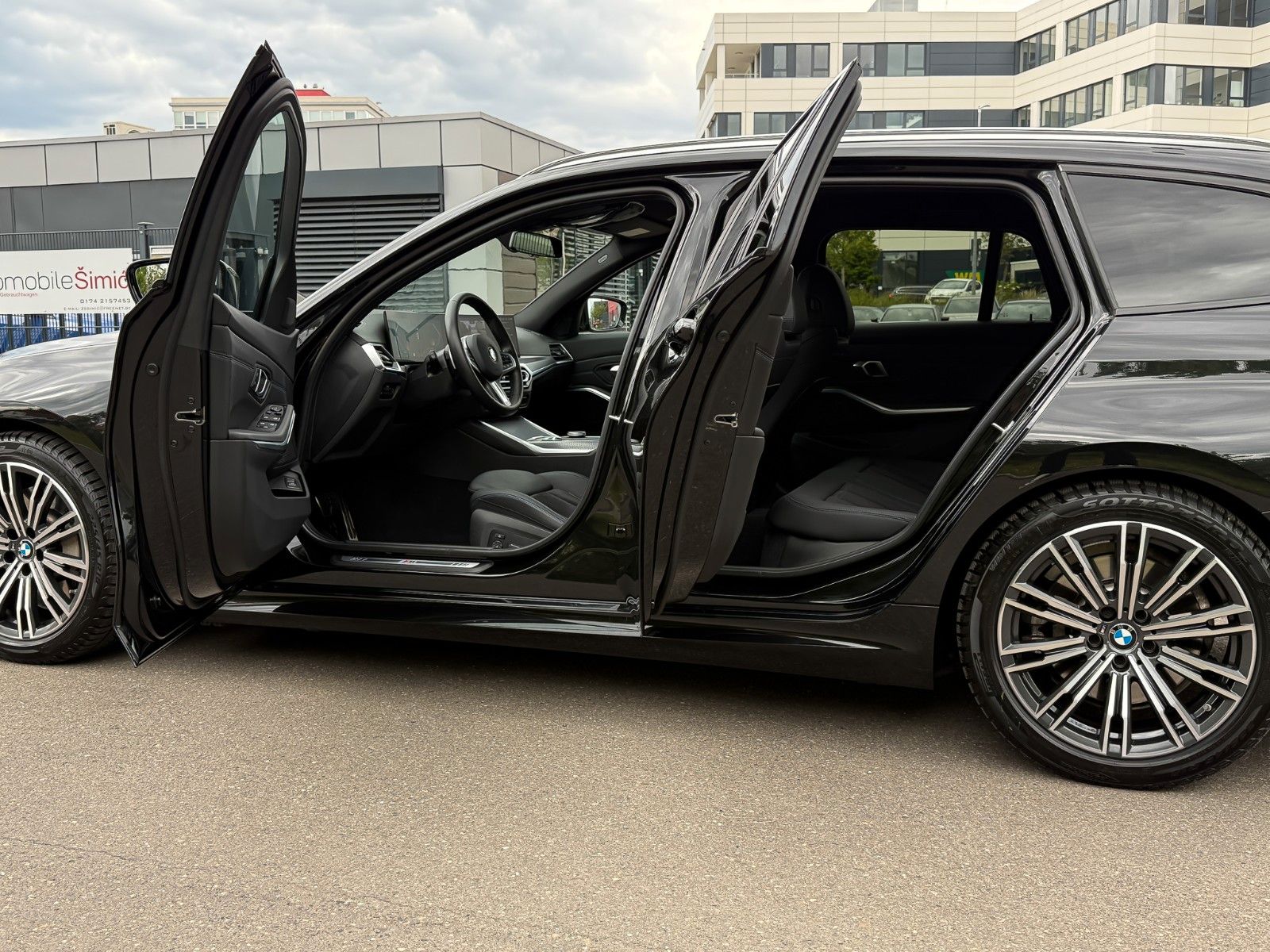 BMW 330 i M Sport - Samsaru's Car Outlet