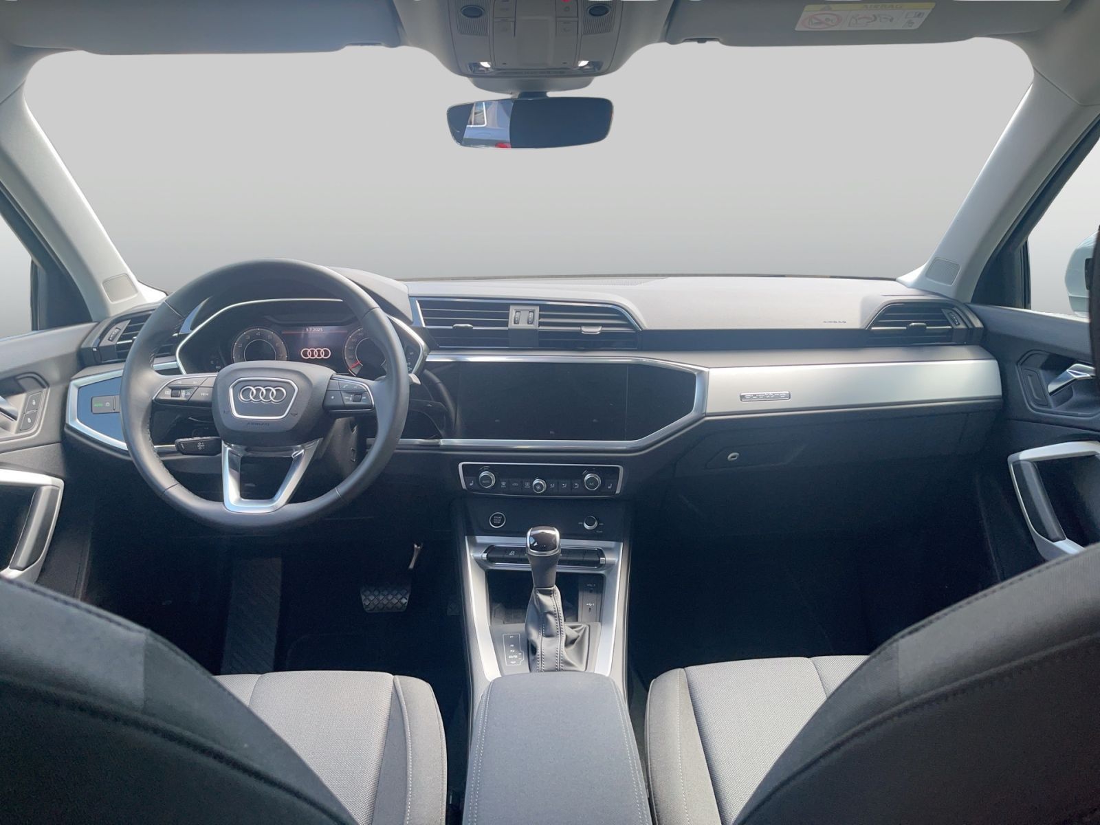 Audi Q3 40 TFSI Q - Samsaru's Car Outlet