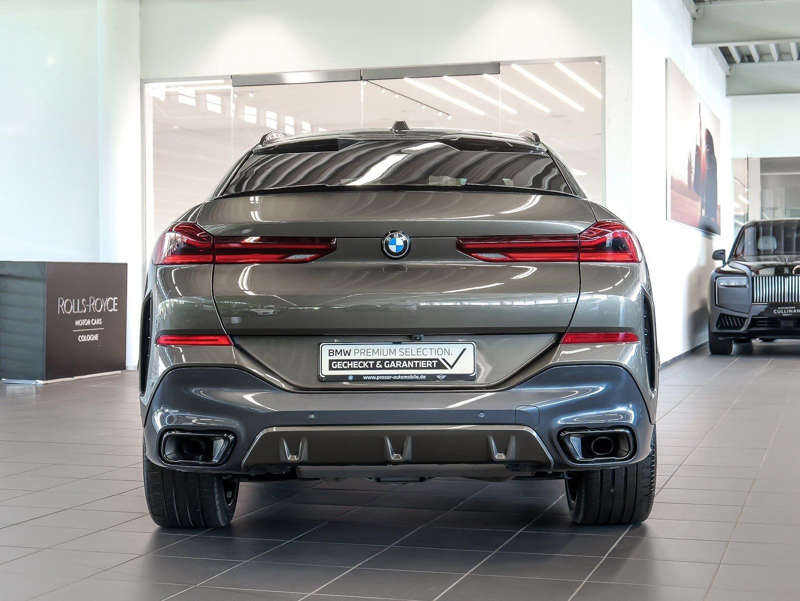 BMW X6 xDrive30d M Sport PANO HUD ACC AHK RFK NAVI L