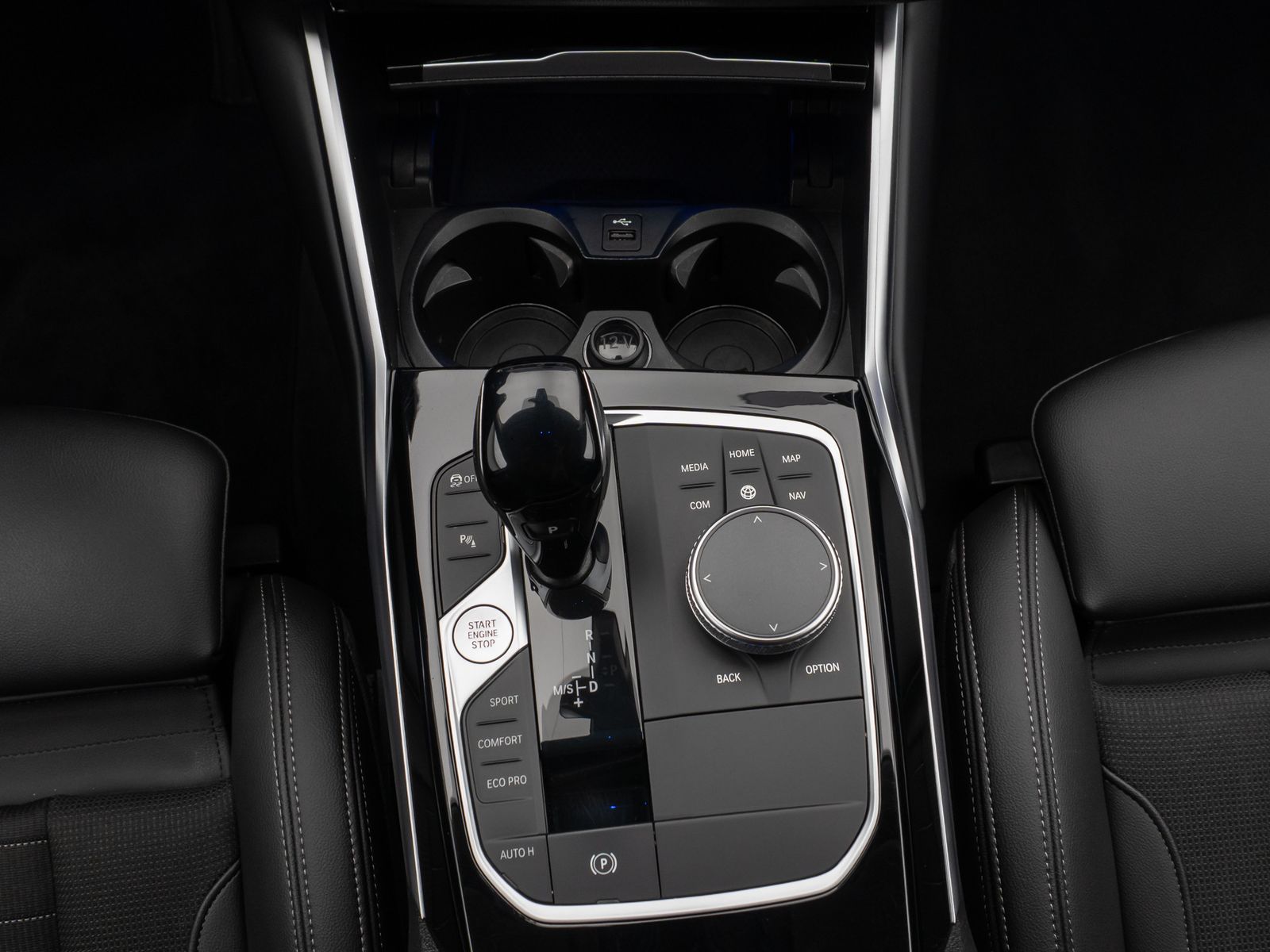BMW 320d SportLine - Samsaru's Car Outlet