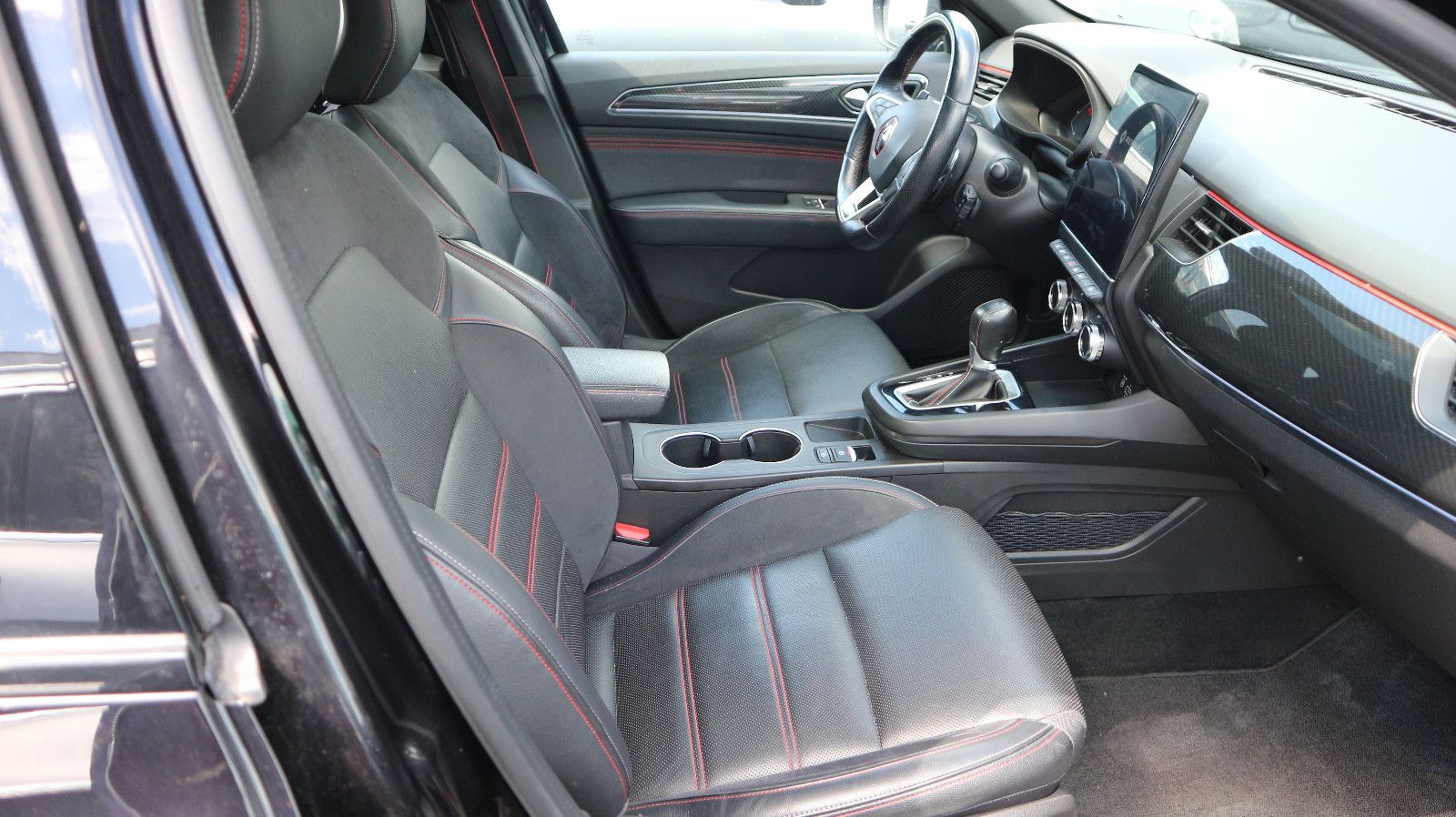 Renault Arkana R.S. Line - Samsaru's Car Outlet
