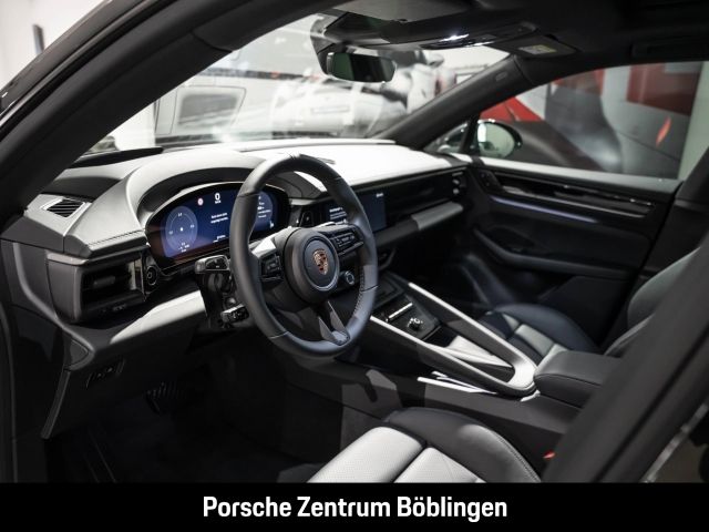 Porsche Macan 4 - Samsaru's Car Outlet