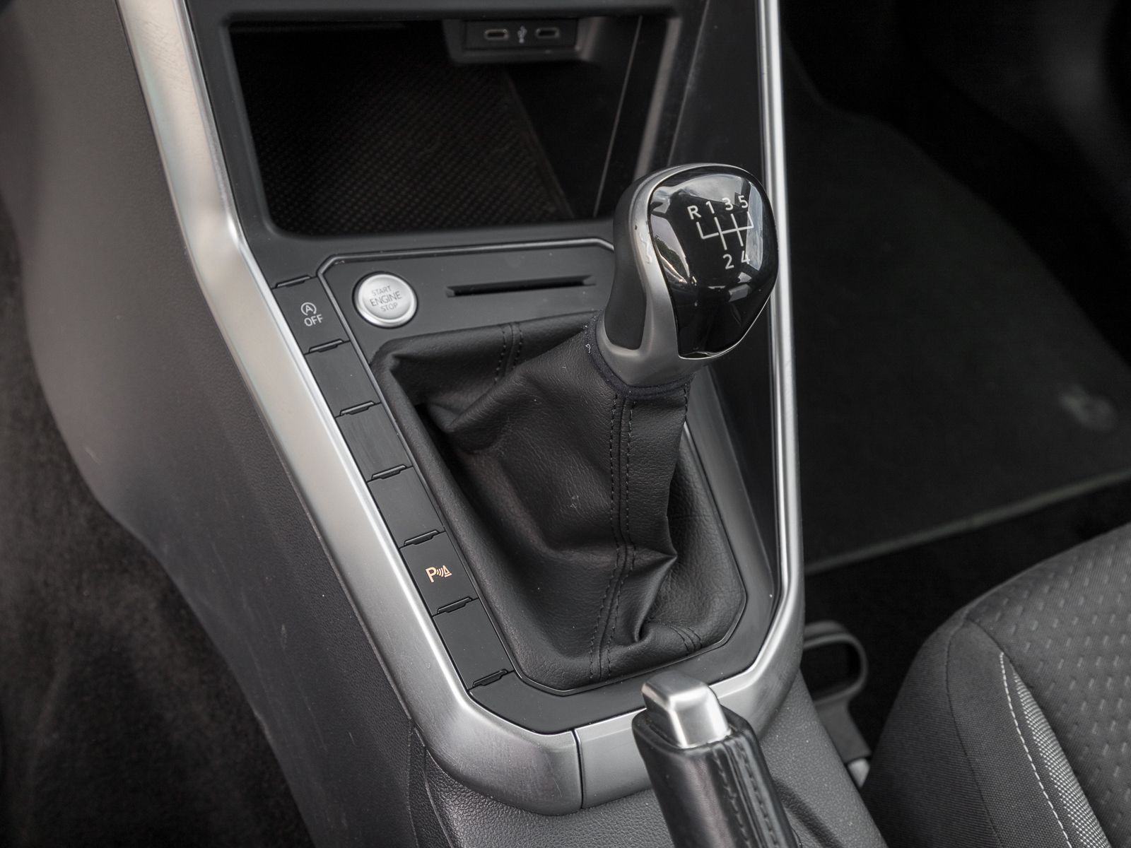 Volkswagen Taigo 1.0 TSI LIFE - Samsaru's Car Outlet
