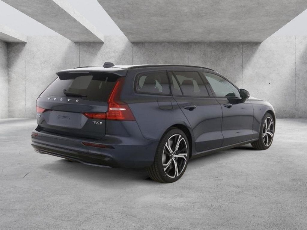 Volvo V60 T6 Dark Recharge Plug-In Hybrid AWD