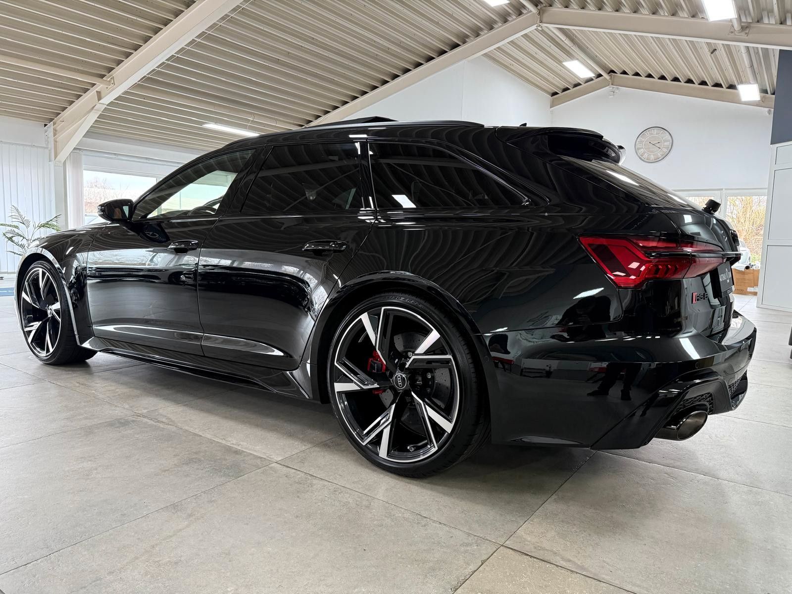Audi Avant 4.0 TFSI quattro* KERAMIK *PANO *B&O*