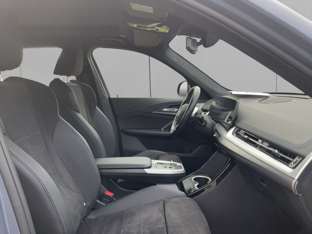 BMW X1 xDrive23i M-SPORT - Samsaru's Car Outlet