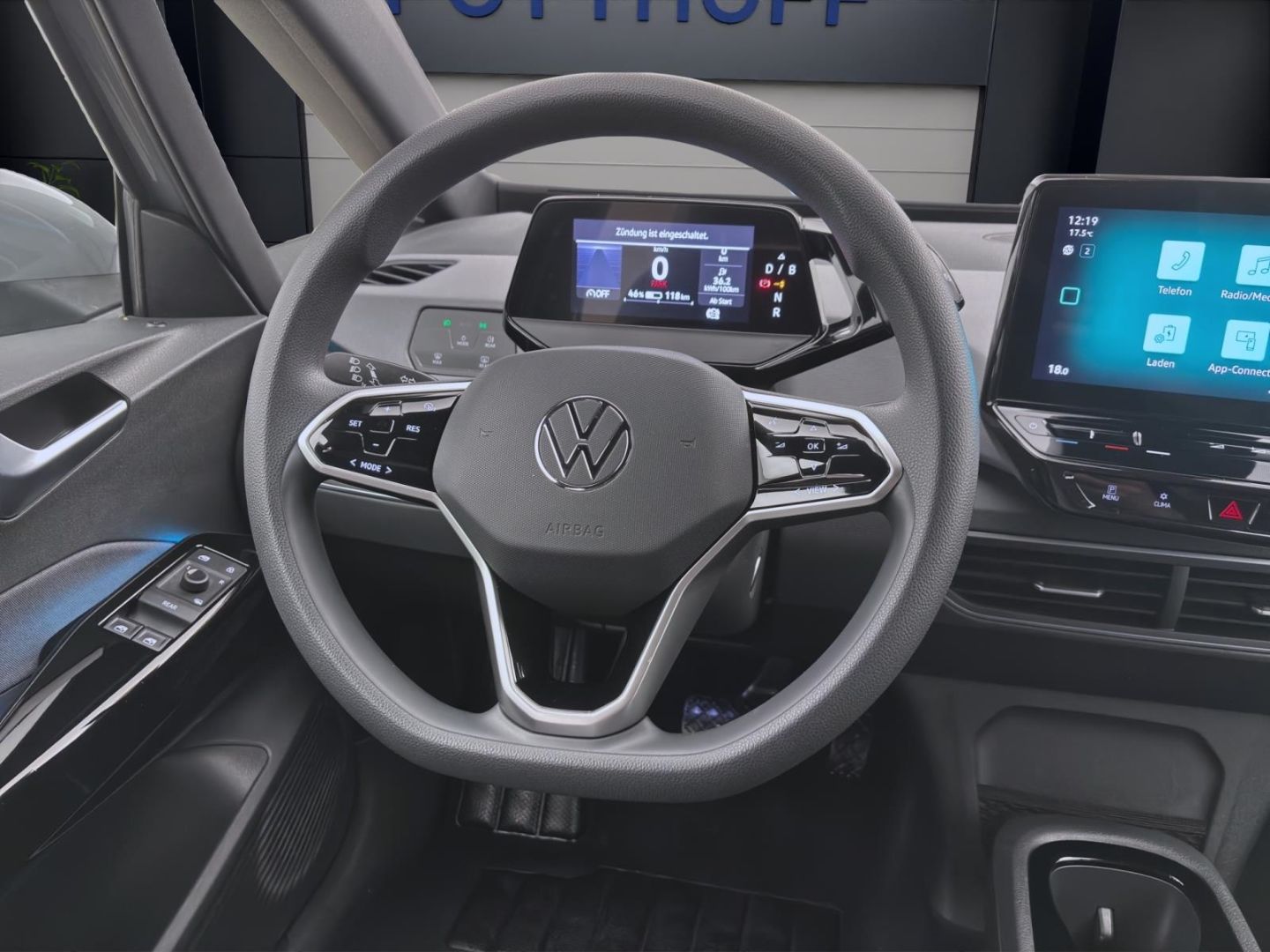 Volkswagen ID.3 PURE PERFORMANCE - Samsaru's Car Outlet