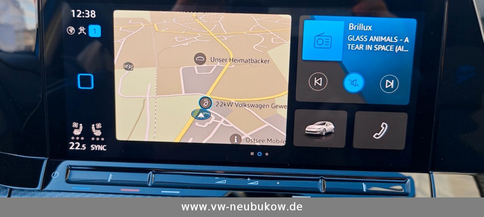 Volkswagen Golf VIII R 20 Years 4Motion DSG - Samsaru's Car Outlet