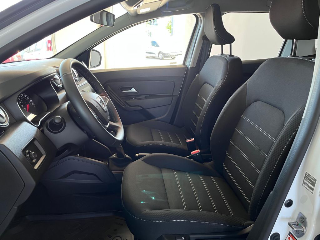 Dacia Duster TCe 150 EDC 2WD Prestige - Samsaru's Car Outlet