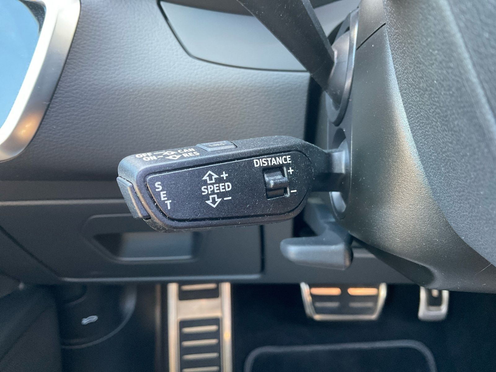 Audi A6 Limousine 55 TFSI e S line quattro - Samsaru's Car Outlet