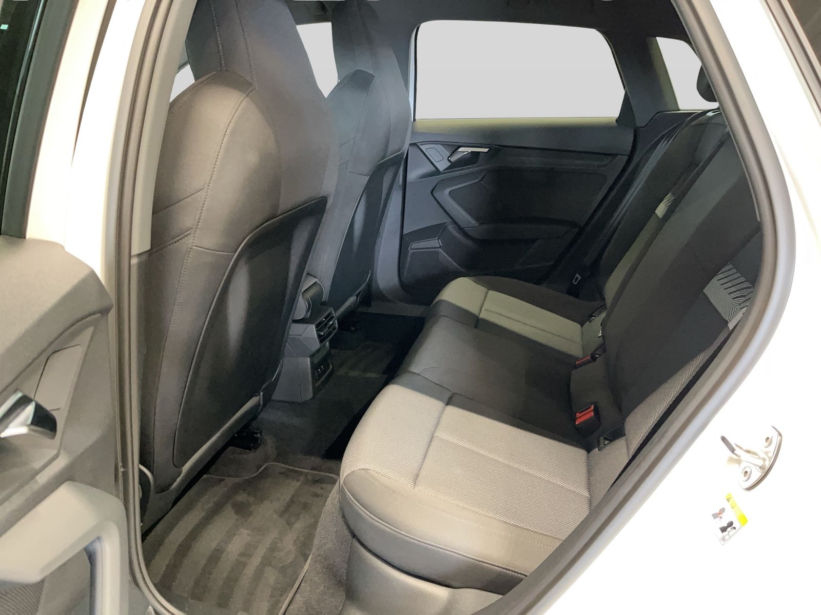 Audi A3 Sportback 40 TFSI e S tronic advanced FLA LM