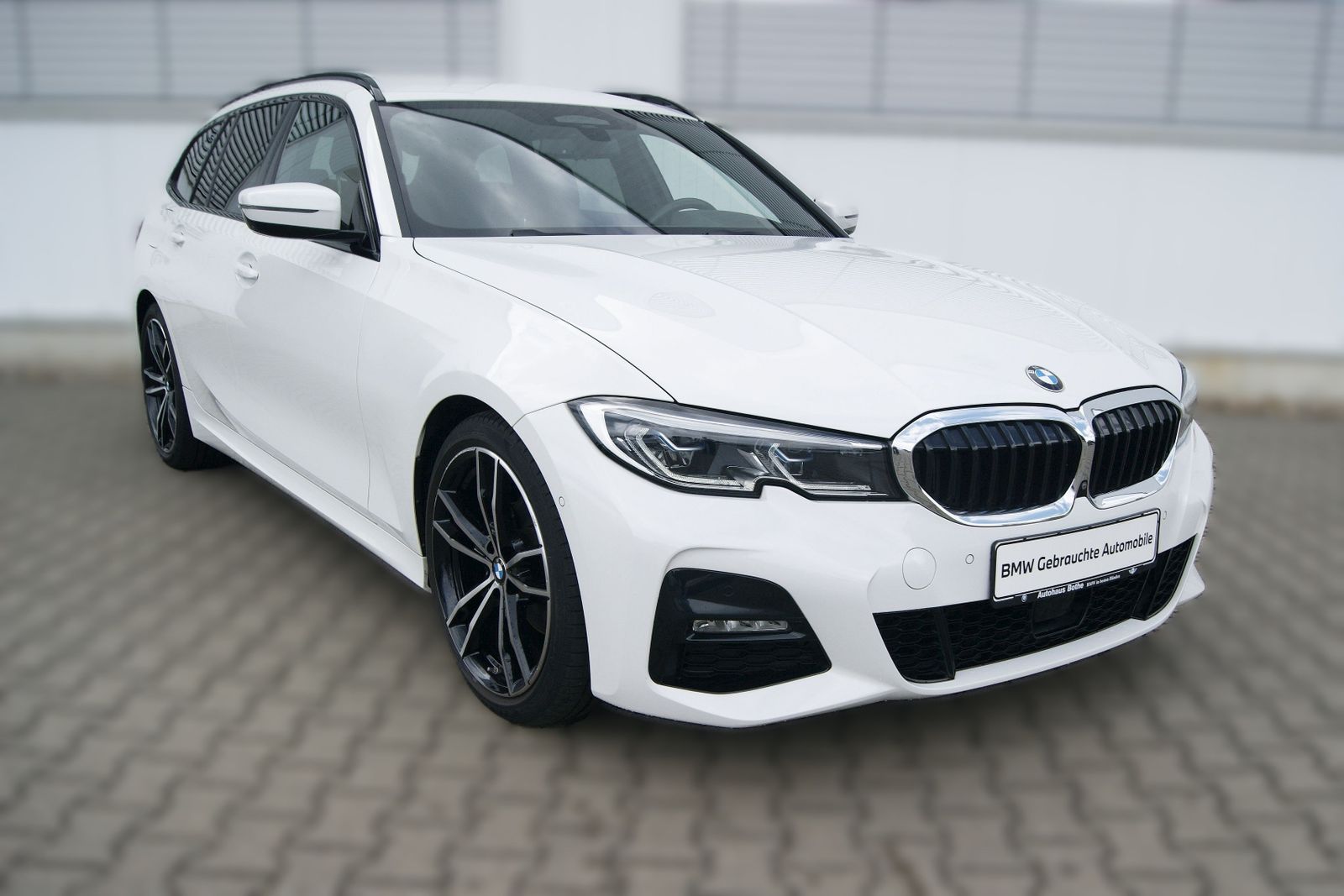 BMW 320d xDrive M Sport - Samsaru's Car Outlet